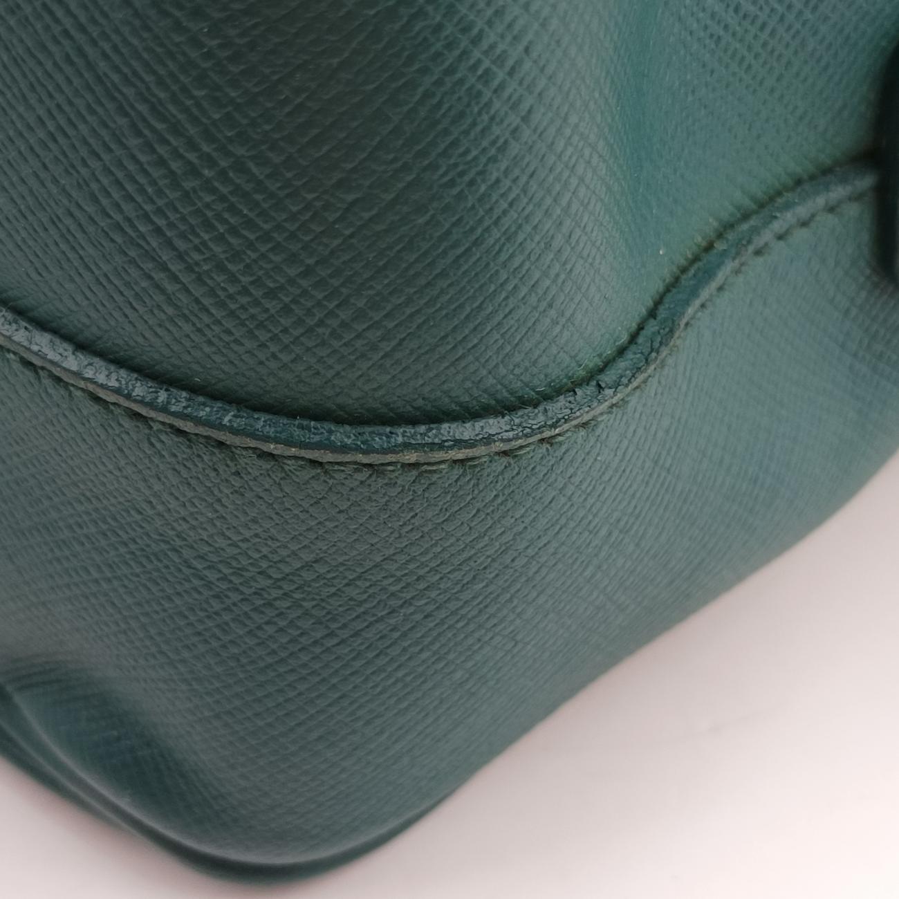 Classic Laptop briefcaseGreenSAFFIANO LeatherVS030538ブリーフケース ビジネスグリーンサフィアーノレザーVS030538