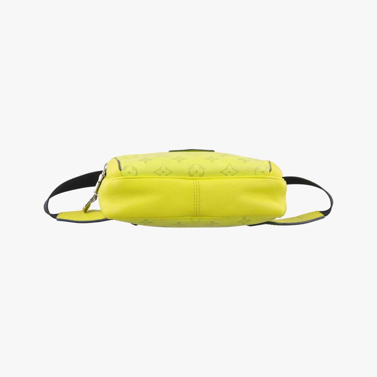 Taiga Rama Bum Bag OutdoorJauneTaiga Leather/Monogram EclipseM30251FO0199タイガラマ バムバッグアウトドアジョーヌタイガ レザー/モノグラム エクリプスM30251FO0199
