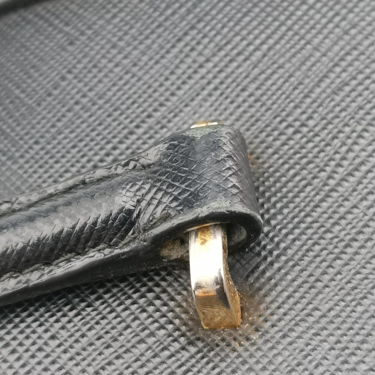 turn lockBlackSAFFIANO LeatherB2725C231ターンロックブラックサフィアーノレザーB2725C231