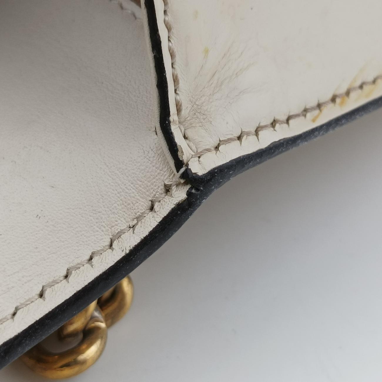 PadlockWhiteLeather432182H022240651パドロックホワイトレザー432182H022240651