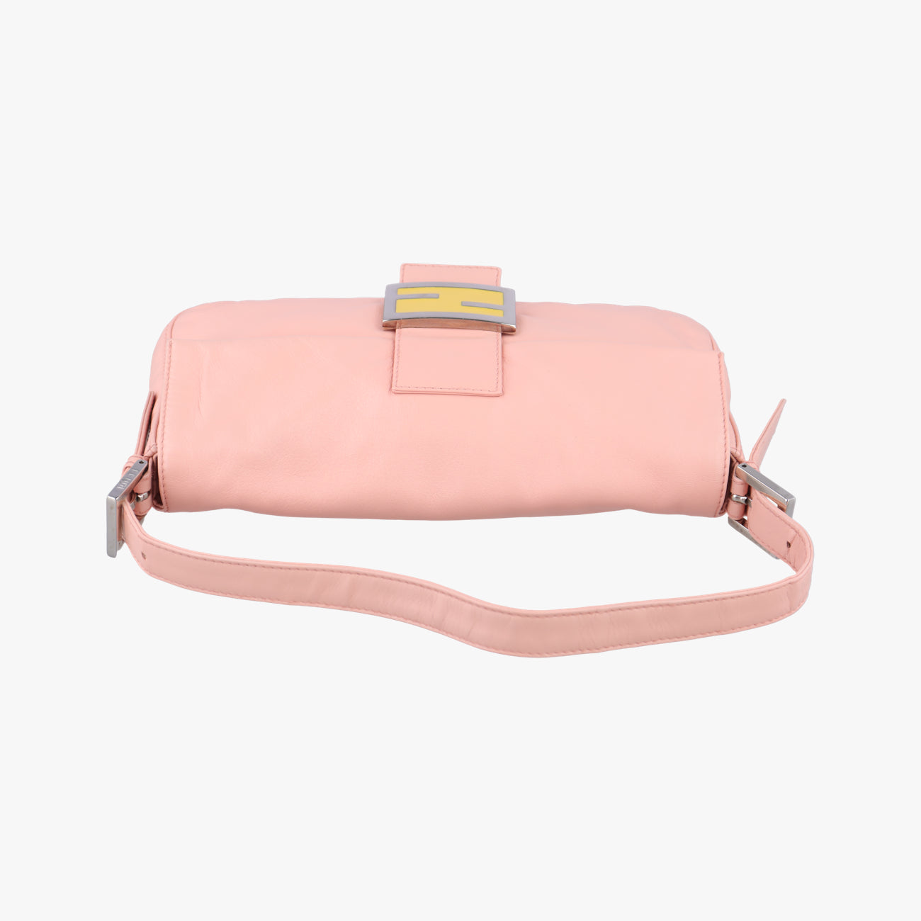 BAGUETTEPinklambskin264242308-26424-008マンマバケットピンクラムスキン264242308-26424-008