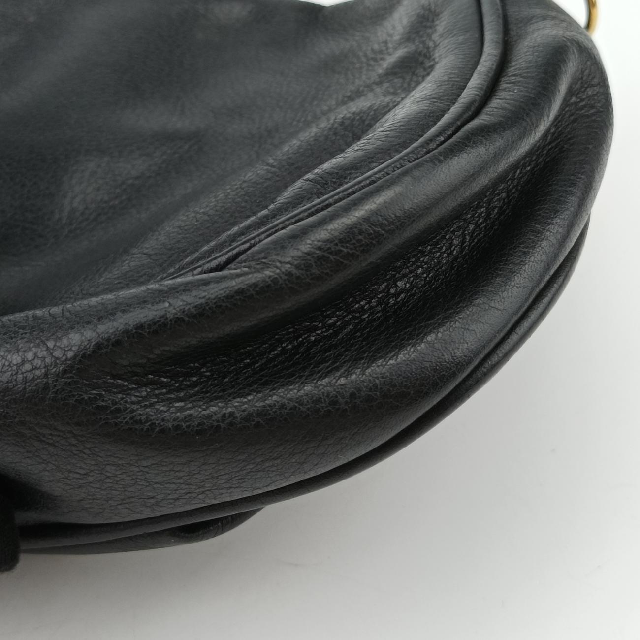 Fendista PochetteBlackLeather8M02768M0276-ANG-128-2566フェンディスタ ポシェットブラックレザー8M02768M0276-ANG-128-2566