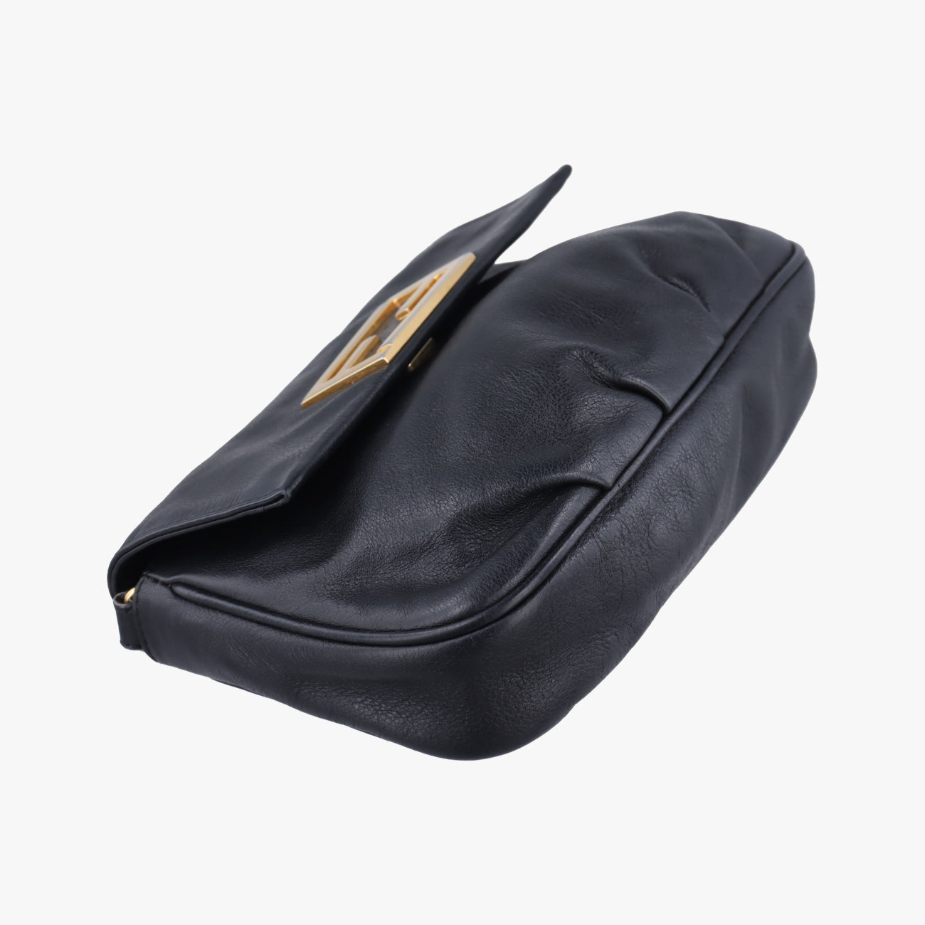 Fendista PochetteBlackLeather8M02768M0276-ANG-128-2566フェンディスタ ポシェットブラックレザー8M02768M0276-ANG-128-2566