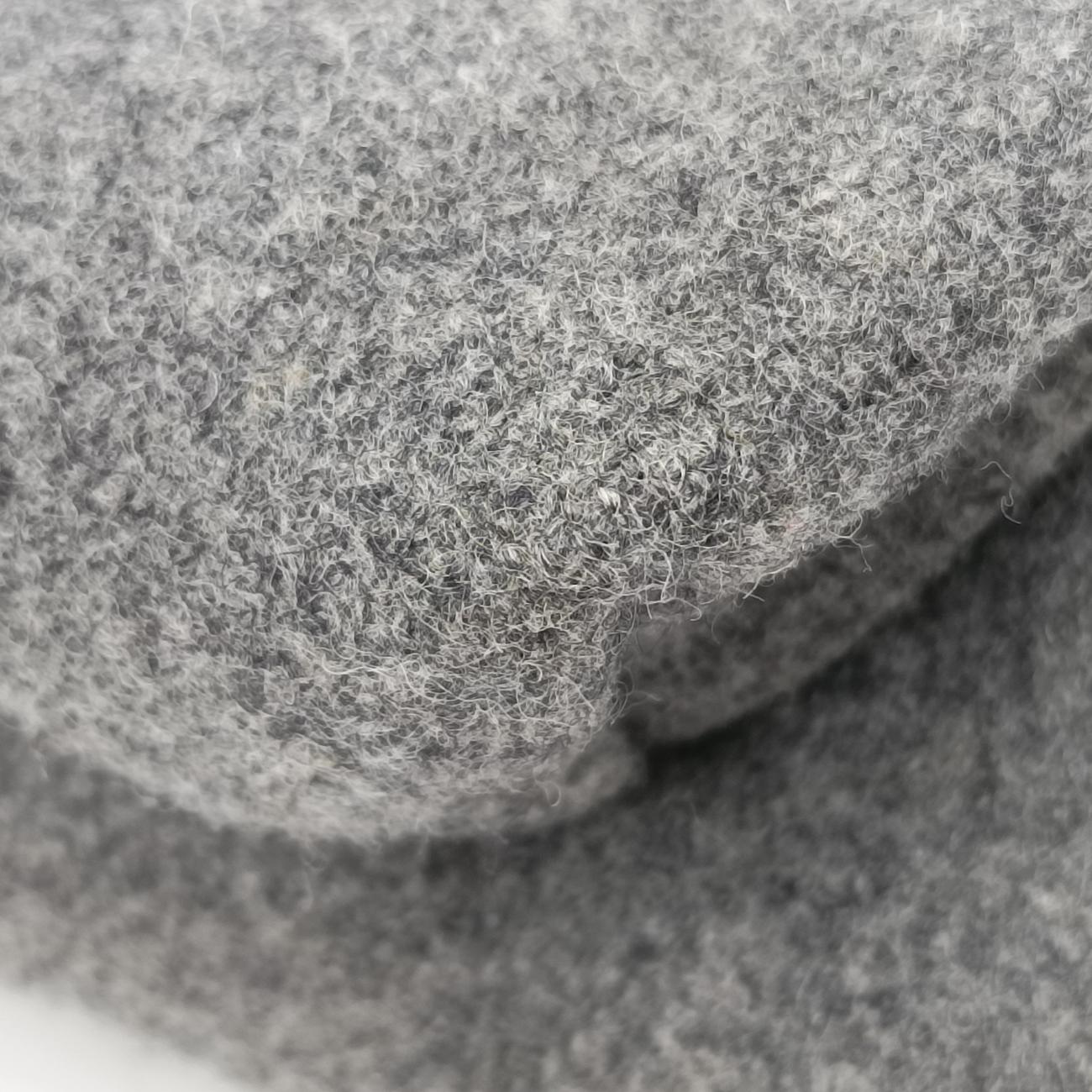 Bee EmbroideredGreyfabric400248F019070113ビー エンブロイダードグレーファブリック400248F019070113