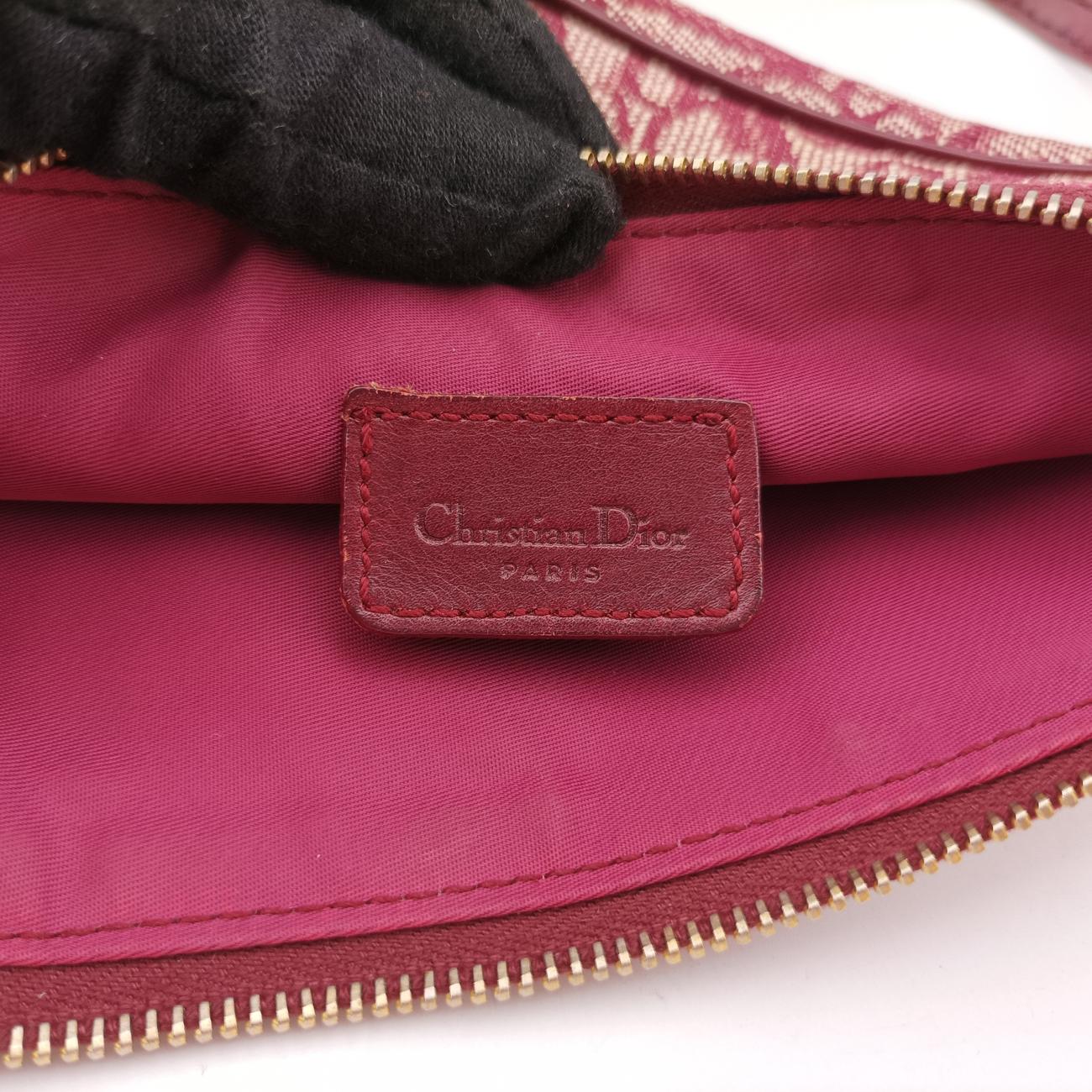 SaddleBurgundyfabricMC 0022サドルワインレッドファブリックMC 0022