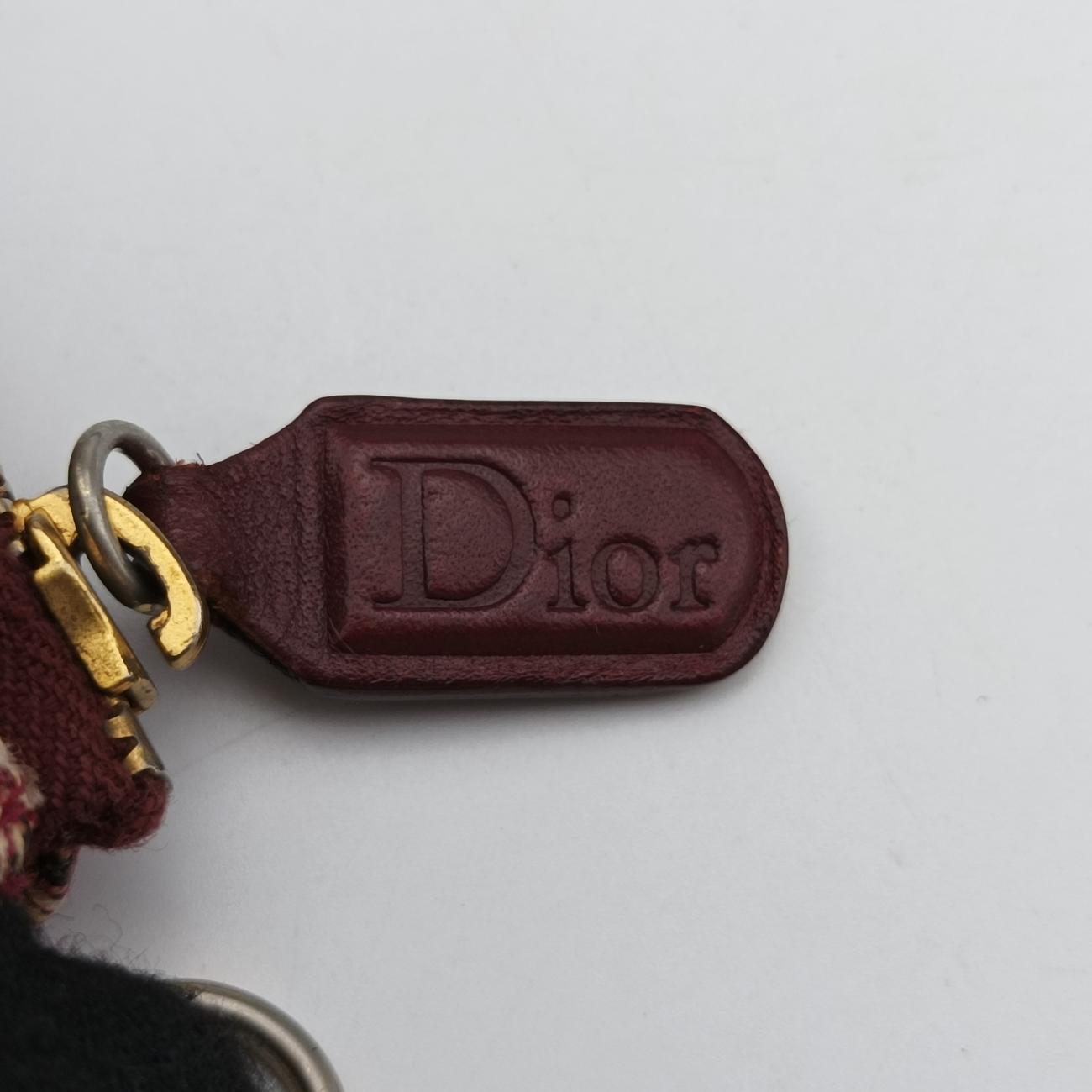 SaddleBurgundyfabricMC 0022サドルワインレッドファブリックMC 0022