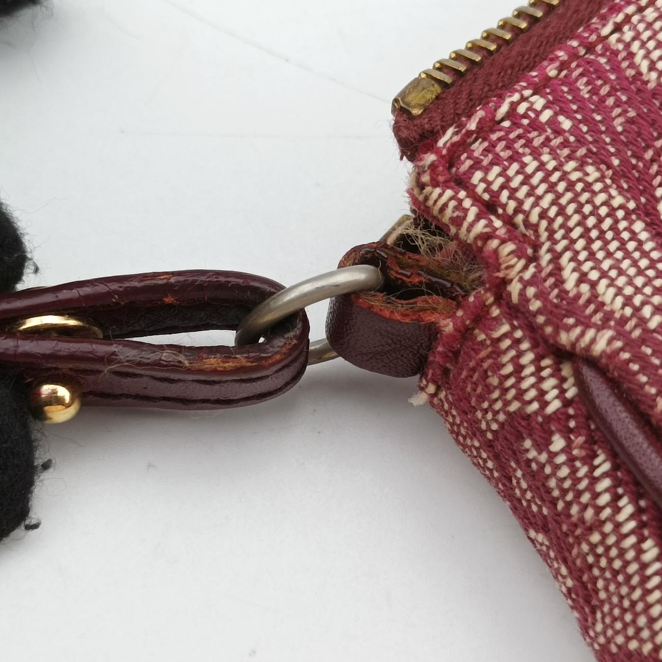 SaddleBurgundyfabricMC 0022サドルワインレッドファブリックMC 0022
