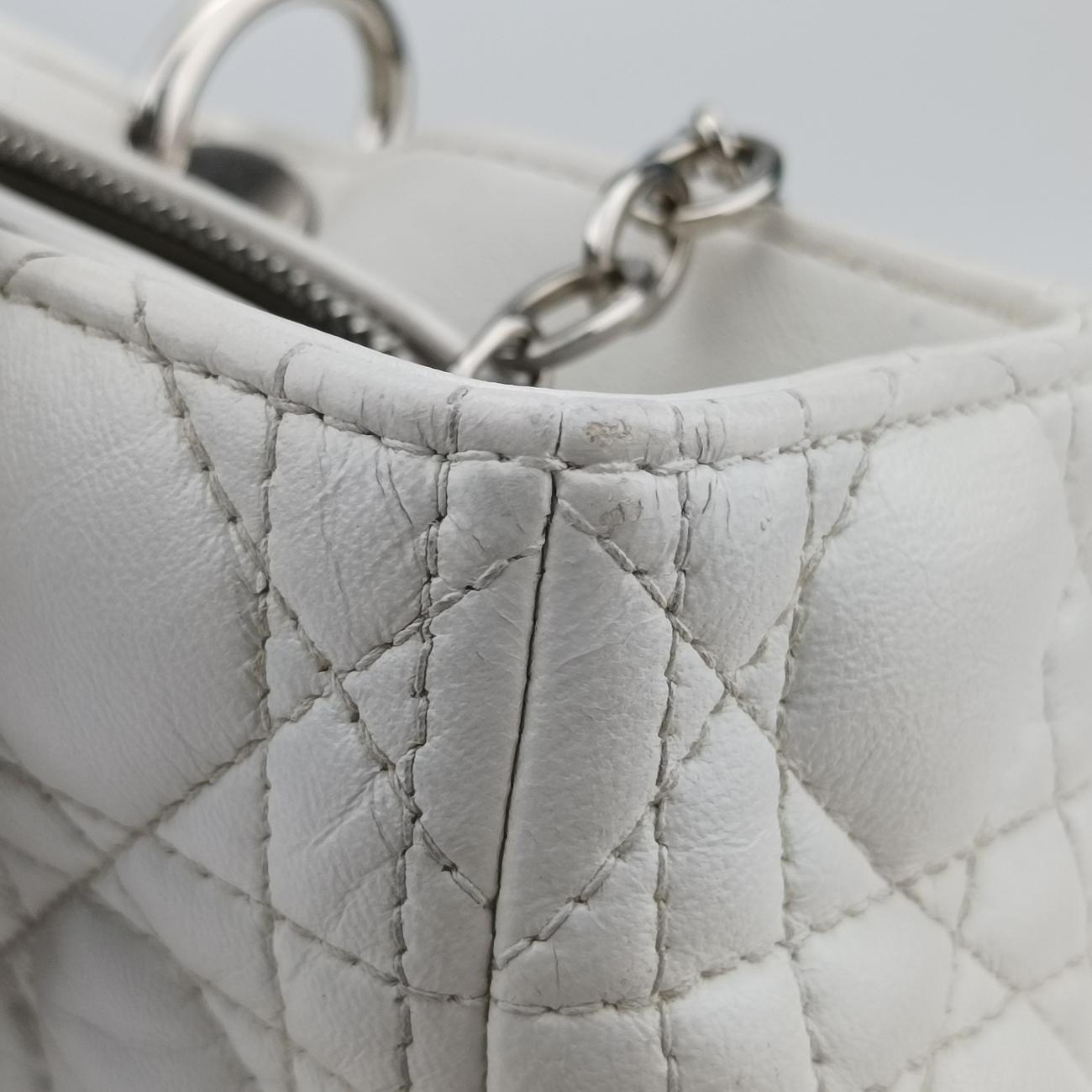 Lady DiorWhitelambskin08-MA-0141レディ ディオールホワイトラムスキン08-MA-0141