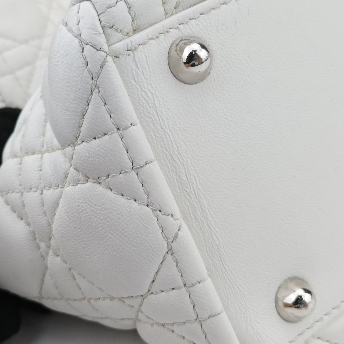 Lady DiorWhitelambskin08-MA-0141レディ ディオールホワイトラムスキン08-MA-0141