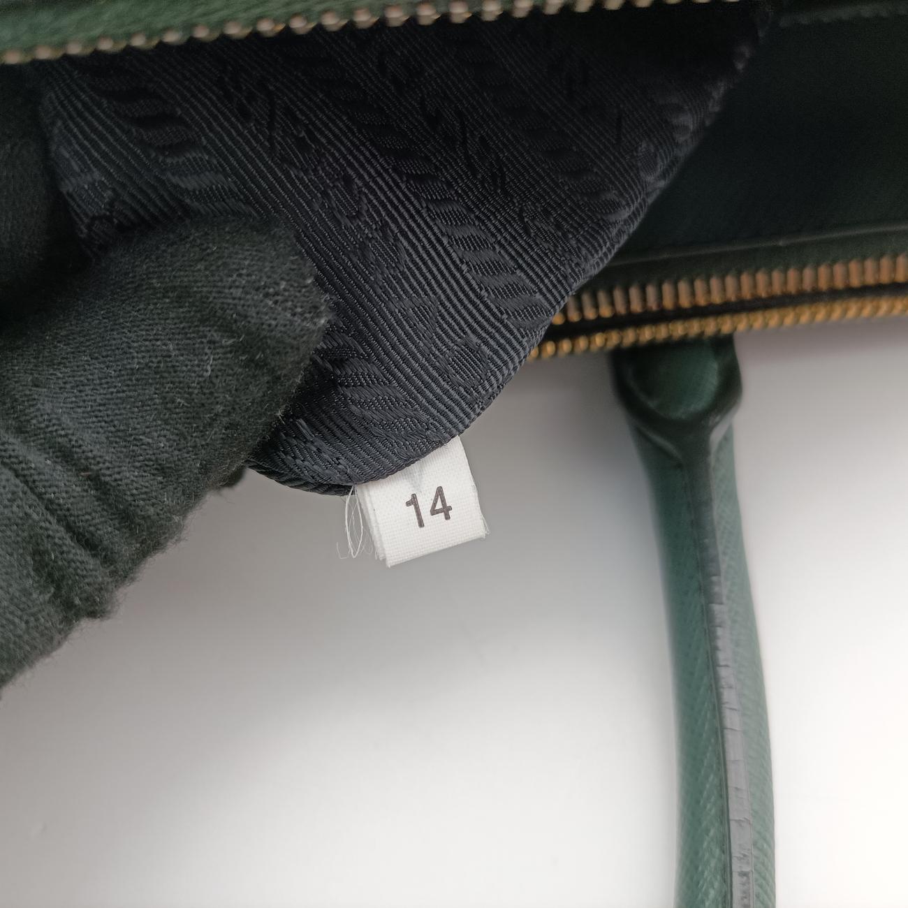 GalleriagreenSaffiano LeatherB2274C14 VガレリアグリーンサフィアーノレザーB2274C14 V