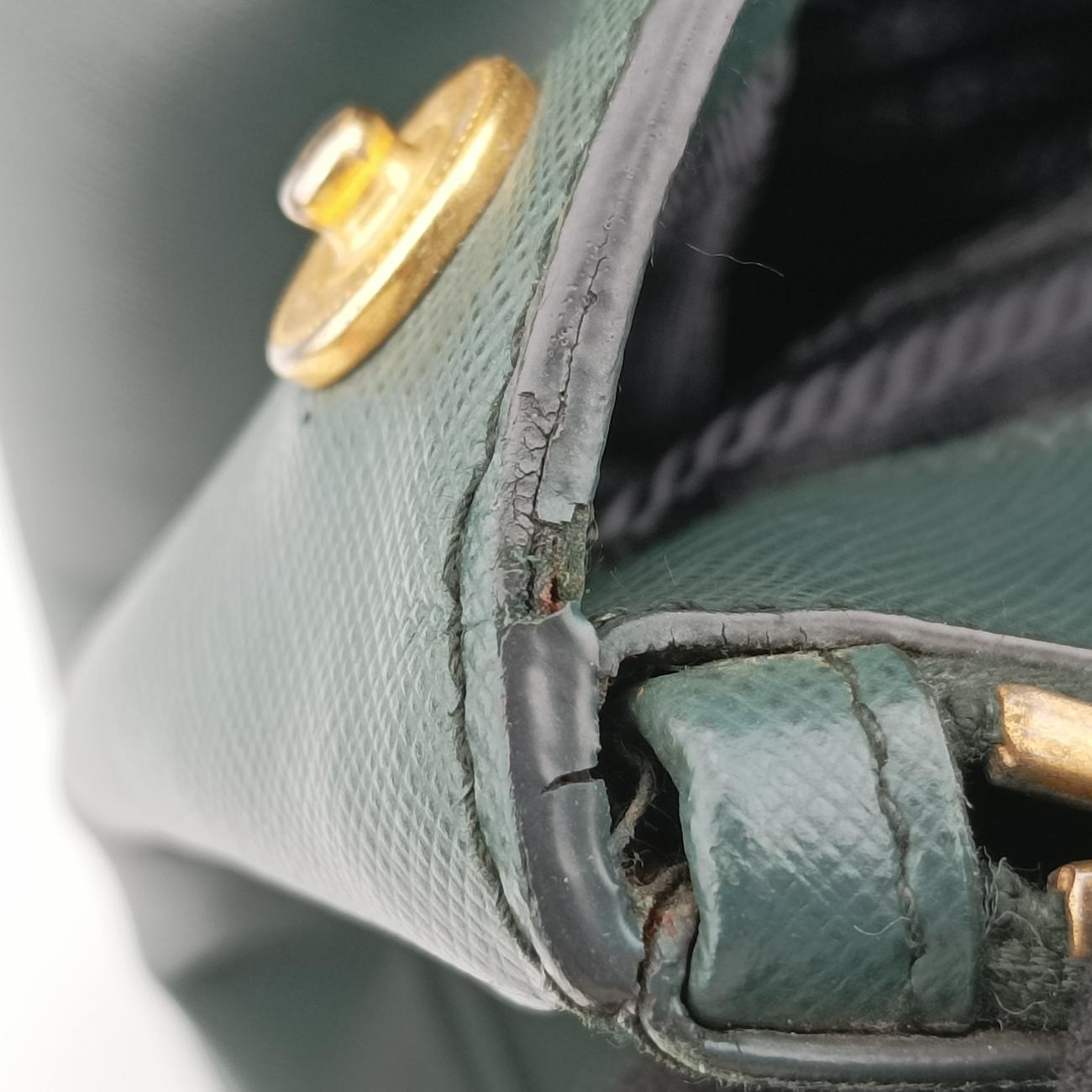 GalleriagreenSaffiano LeatherB2274C14 VガレリアグリーンサフィアーノレザーB2274C14 V