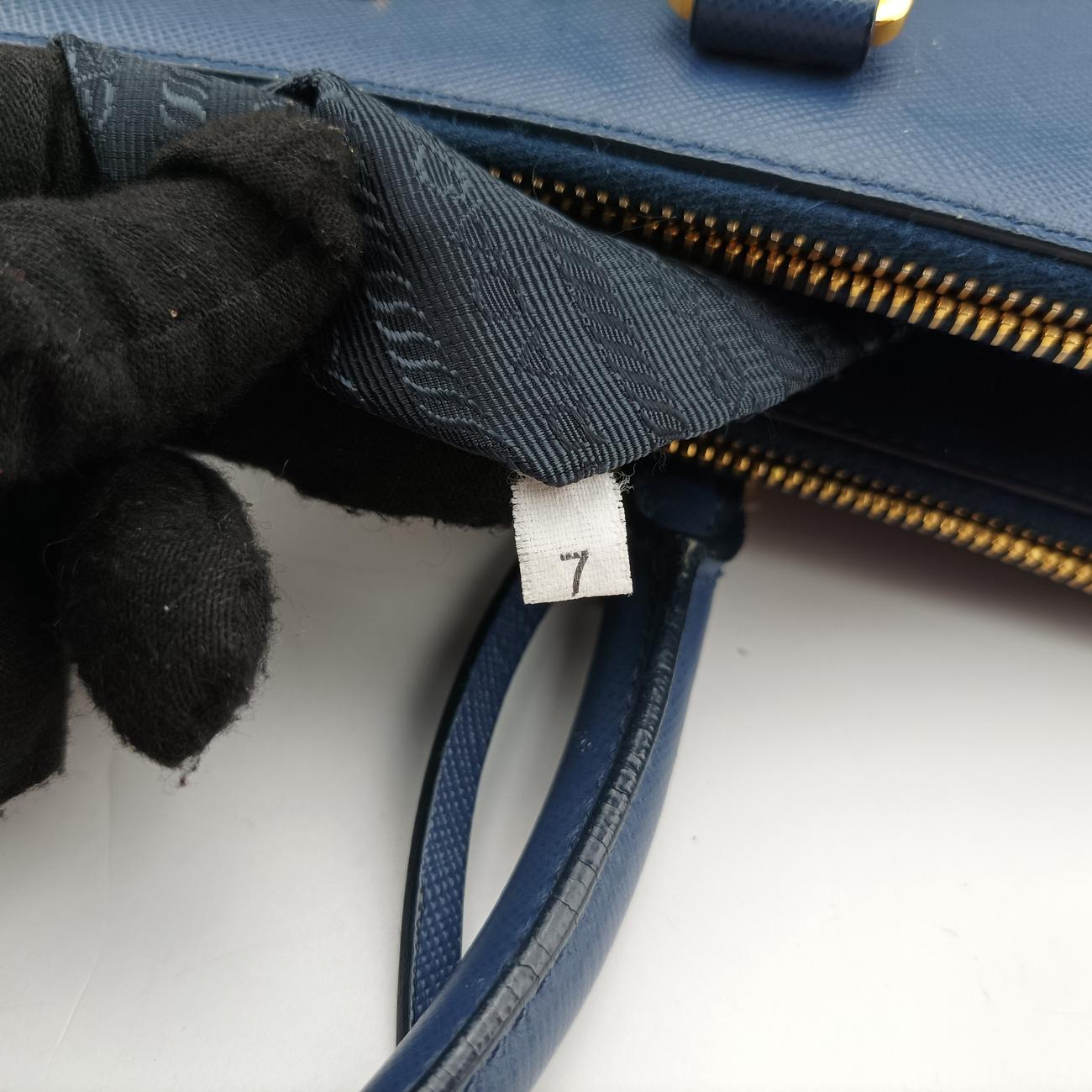GalleriaNavySAFFIANO LeatherBN26747 BガレリアネイビーサフィアーノレザーBN26747 B