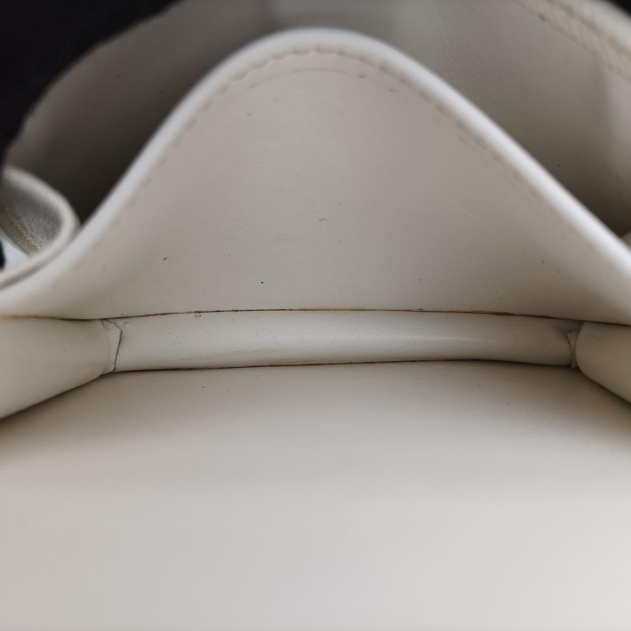 heart lockWhiteSaffiano Leather62 Bハートロックホワイトサフィアーノレザー62 B