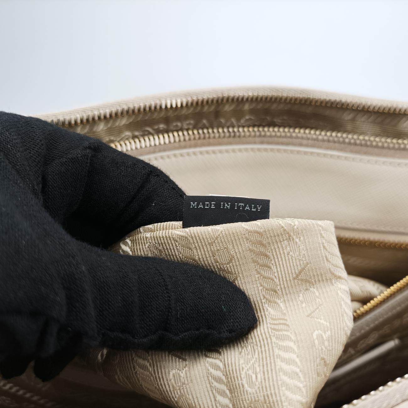 GalleriaWhiteSAFFIANO LeatherBN227431/N 208ガレリアホワイトサフィアーノレザーBN227431/N 208