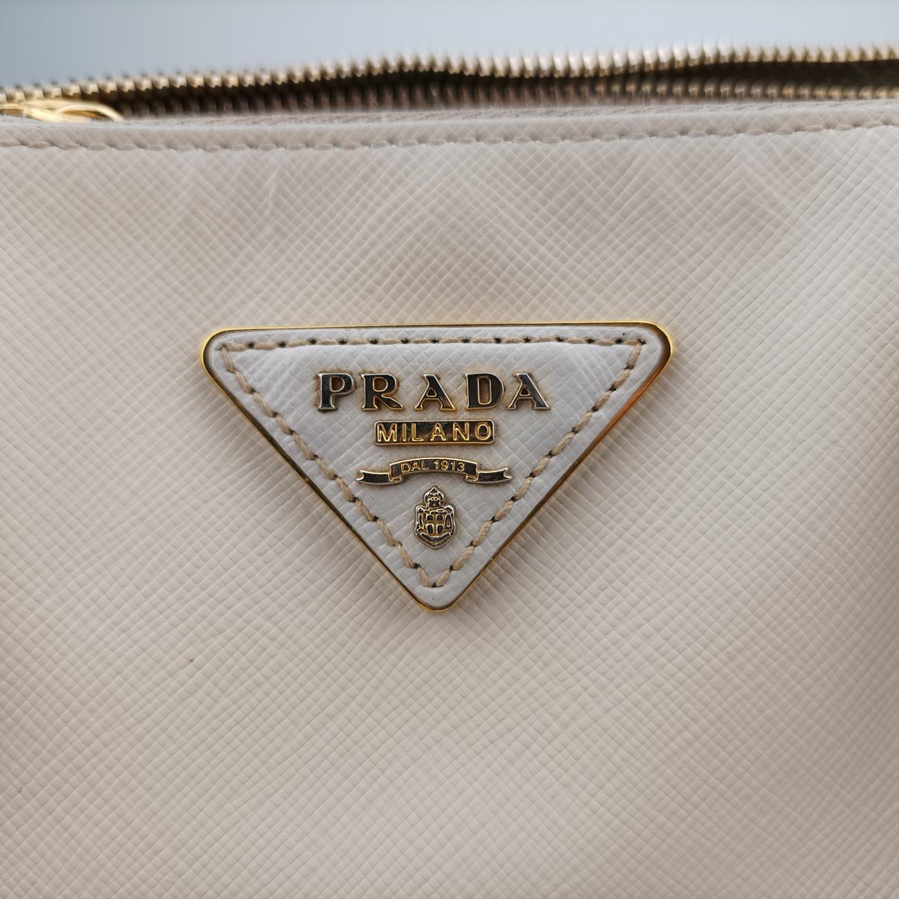 GalleriaWhiteSAFFIANO LeatherBN227431/N 208ガレリアホワイトサフィアーノレザーBN227431/N 208