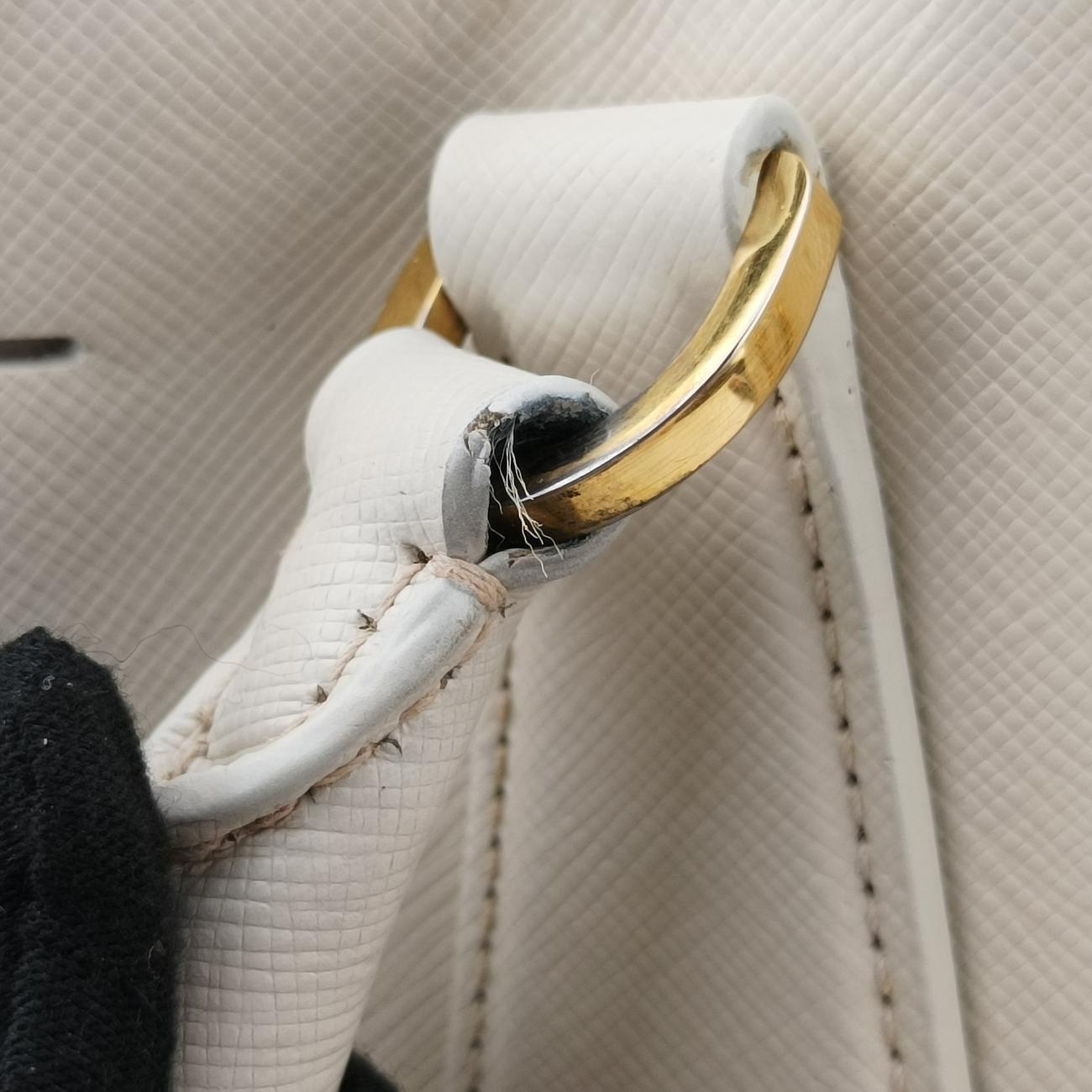 GalleriaWhiteSAFFIANO LeatherBN227431/N 208ガレリアホワイトサフィアーノレザーBN227431/N 208