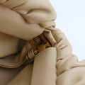 The Chain PouchBeigelambskinB09242481Zザ チェーン ポーチベージュラムスキンB09242481Z