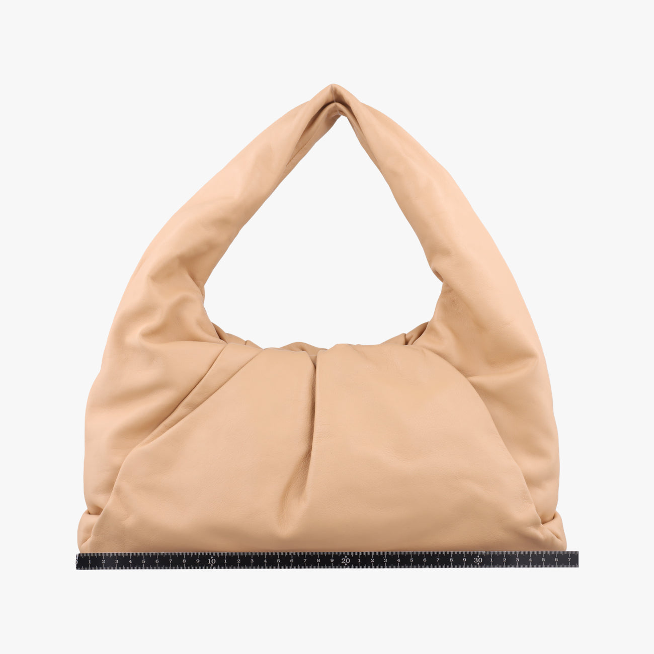 The Shoulder PouchBeigelambskinB09130669Tザ ショルダー ポーチベージュラムスキンB09130669T