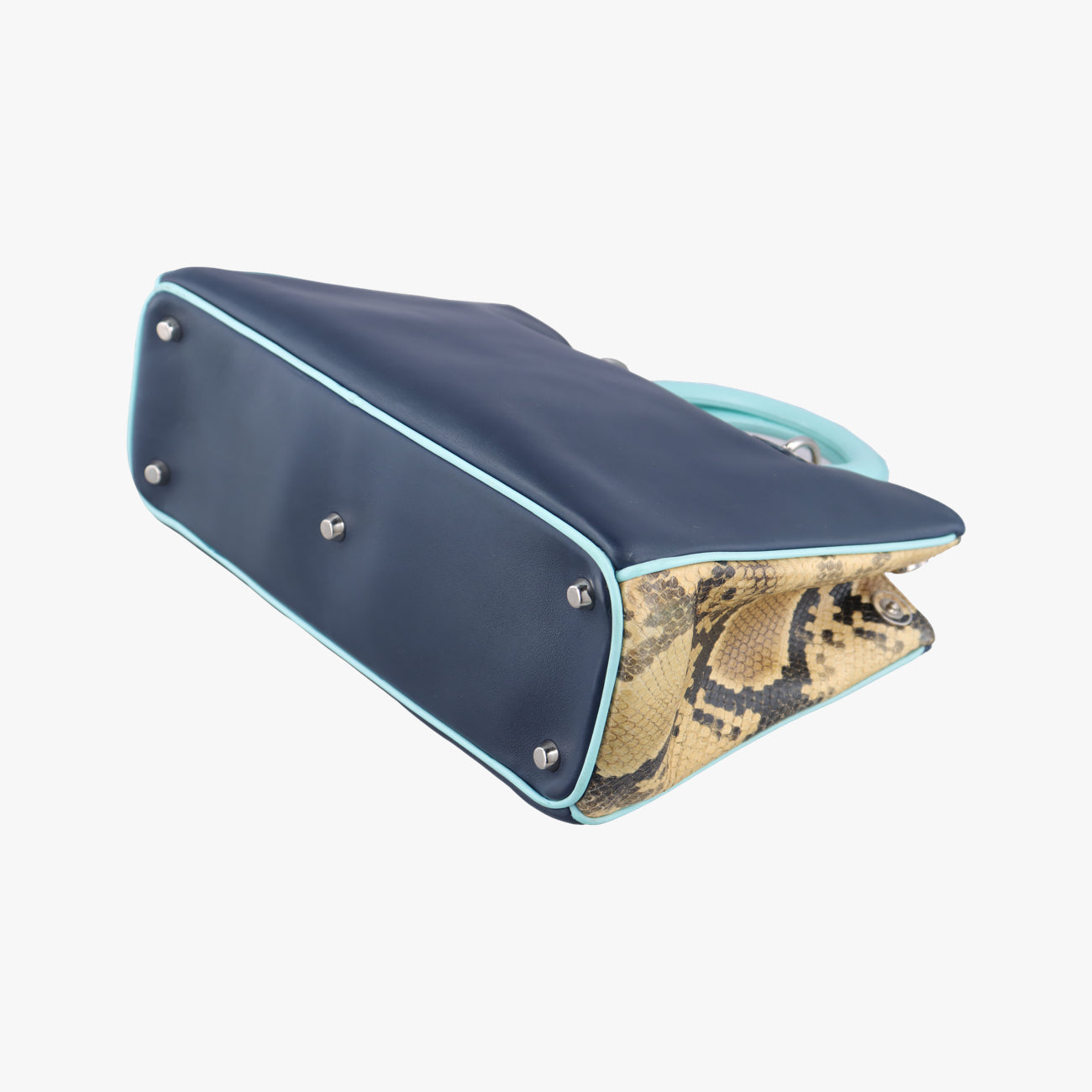 DiorissimoBlueLeather09-MA-1104ディオリッシモブルーレザー09-MA-1104