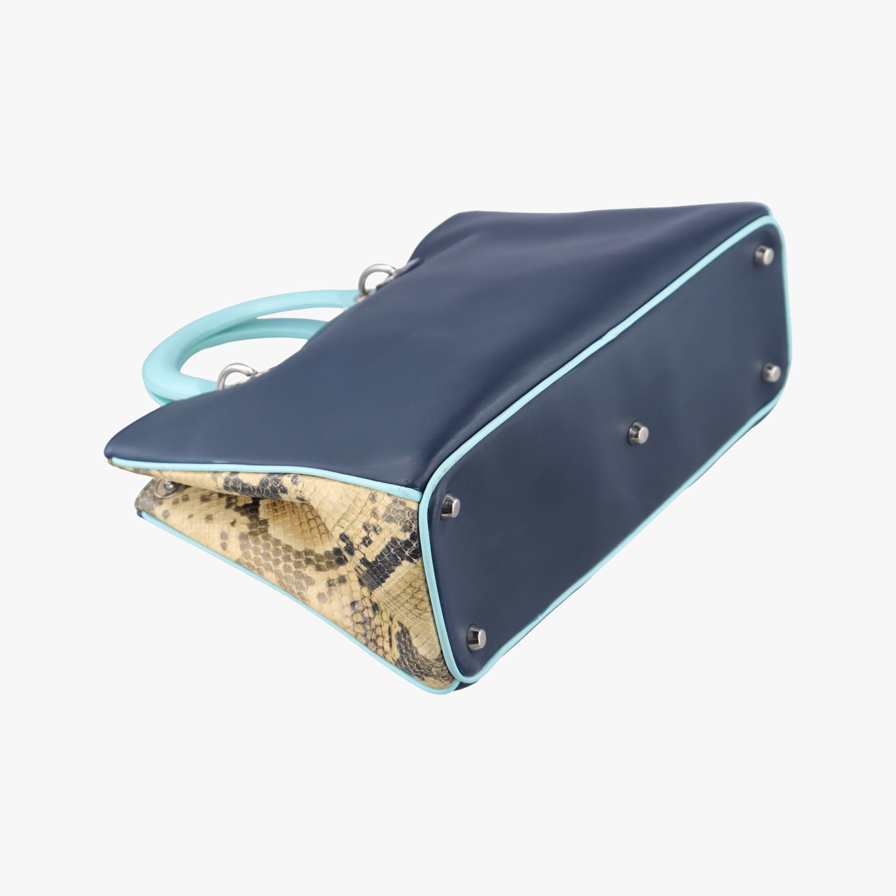 DiorissimoBlueLeather09-MA-1104ディオリッシモブルーレザー09-MA-1104