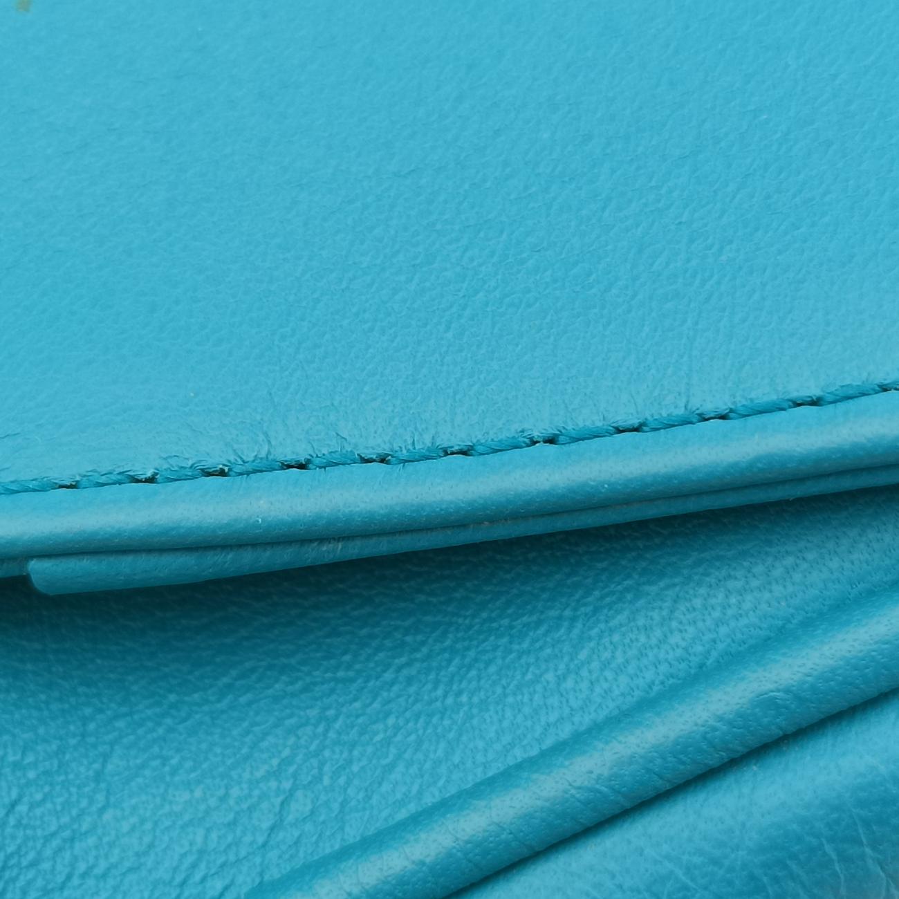 Fendista PochetteBlueLeather8M02768M0276-D16 149-2566フェンディスタ ポシェットブルーレザー8M02768M0276-D16 149-2566