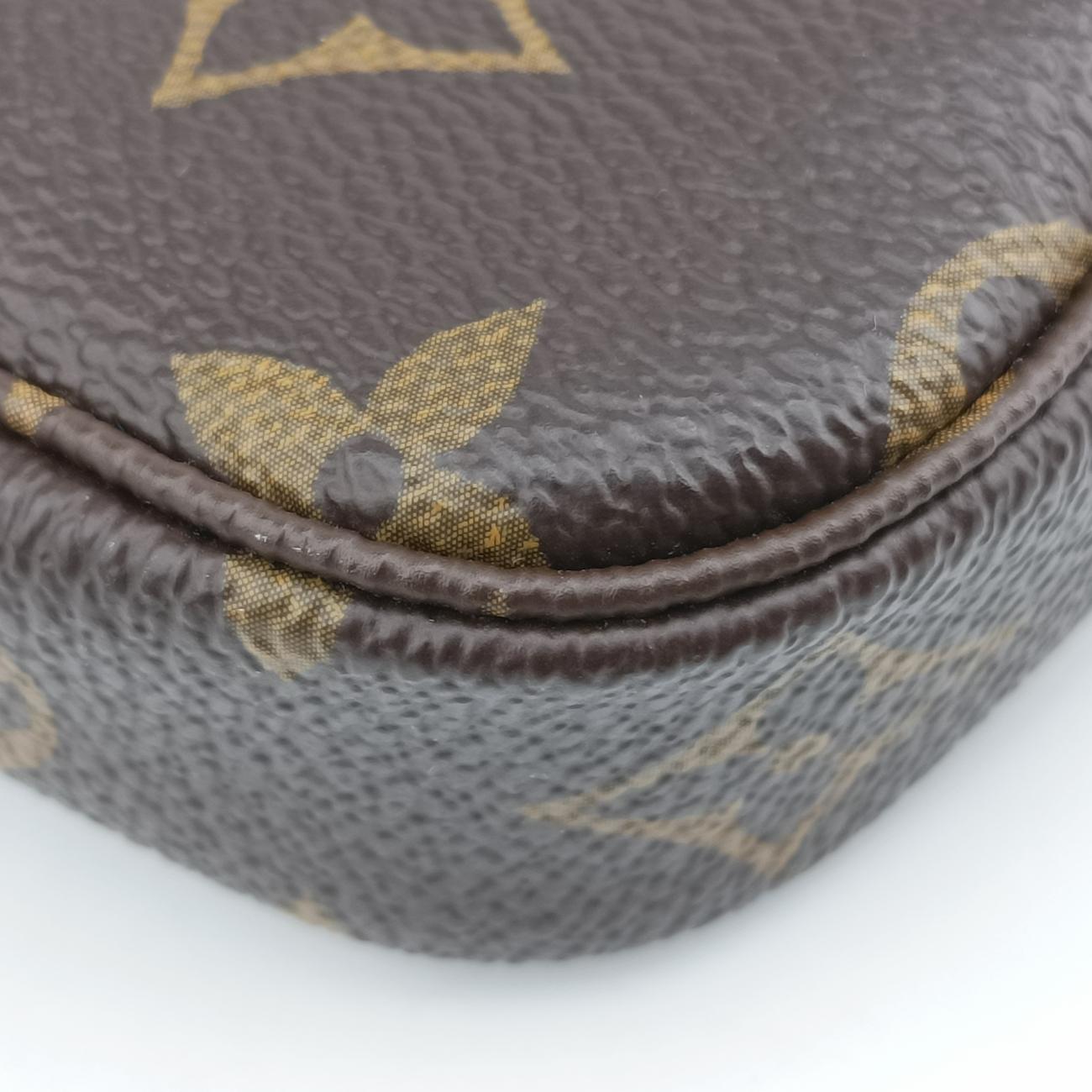 Mini Pochette Accessoires Monogram Vivienne 2019brown×multiMonogram CanvasM68489SF5109ミニポシェットアクセソワール モノグラム ヴィヴィエンヌ 2019モノグラム/ブラウン系×マルチモノグラムキャンバスM68489SF5109