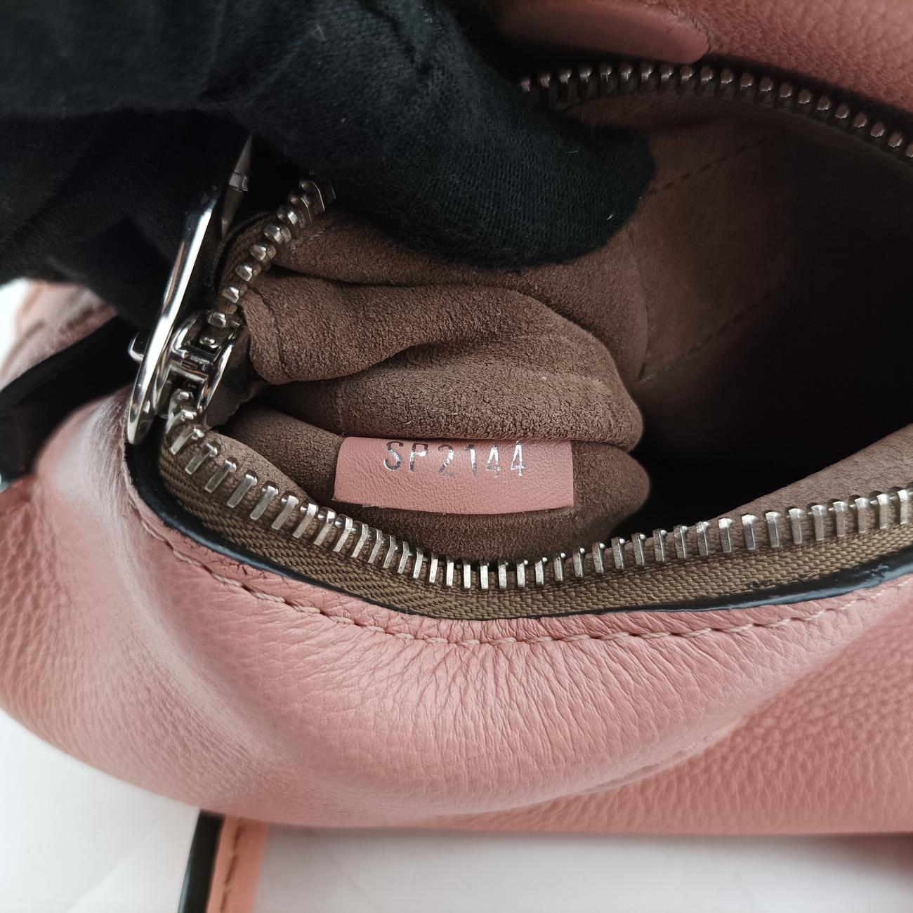 Tote W BBMAGNOLIAMonogram Tuftage x Veau Cashmere LeatherM94639SP2144トートW BBマグノリアモノグラムタフタージュ×ヴォーカシミールレザーM94639SP2144