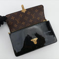 Portefeuille Cherry Wood ChainBlackVernisM63305CA3118ポルトフォイユ チェリーウッドチェーンブラックヴェルニM63305CA3118