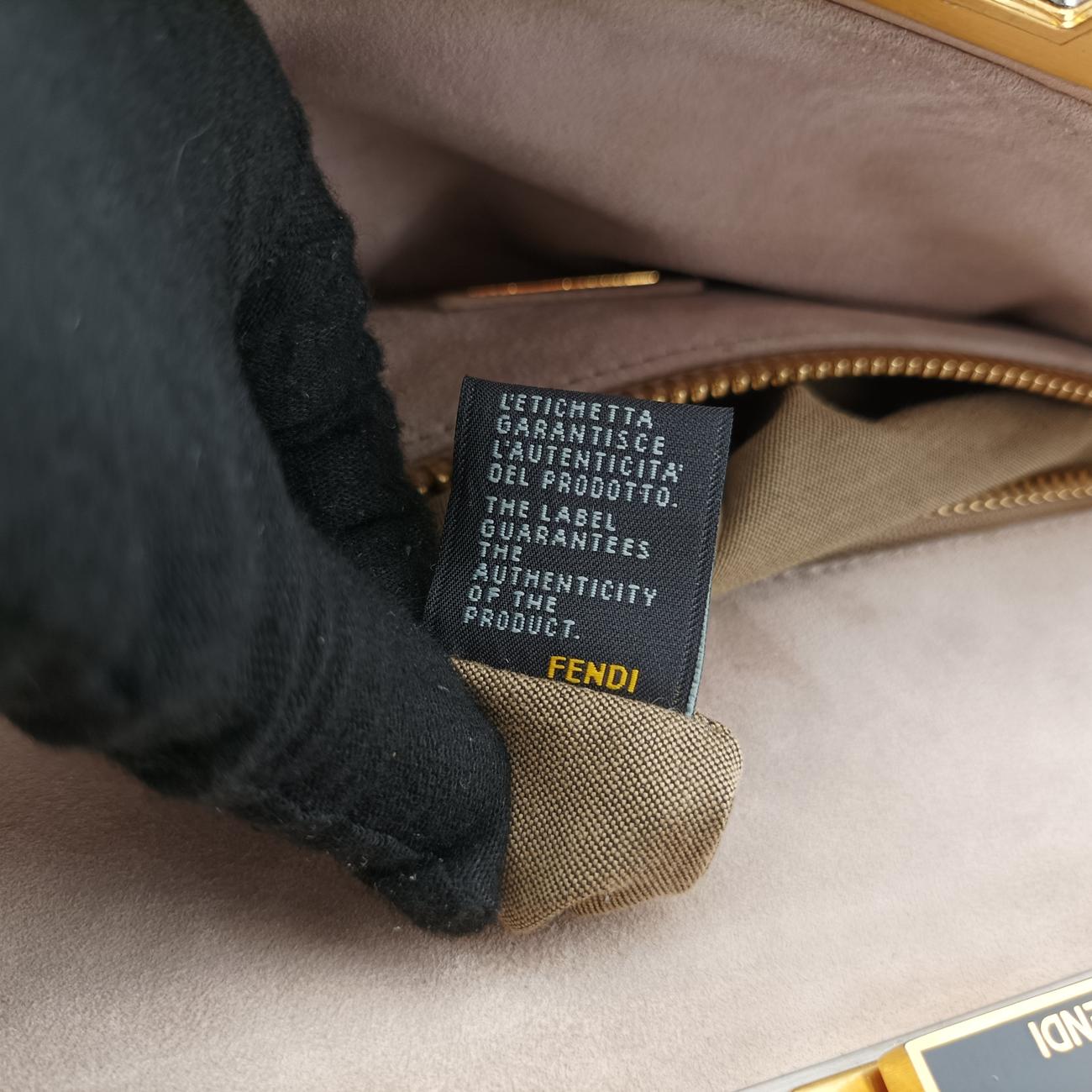 PEEKABOO LargePinkLeather8BN2102373-8BN210-FZM-118ピーカブー ラージピンクレザー8BN2102373-8BN210-FZM-118