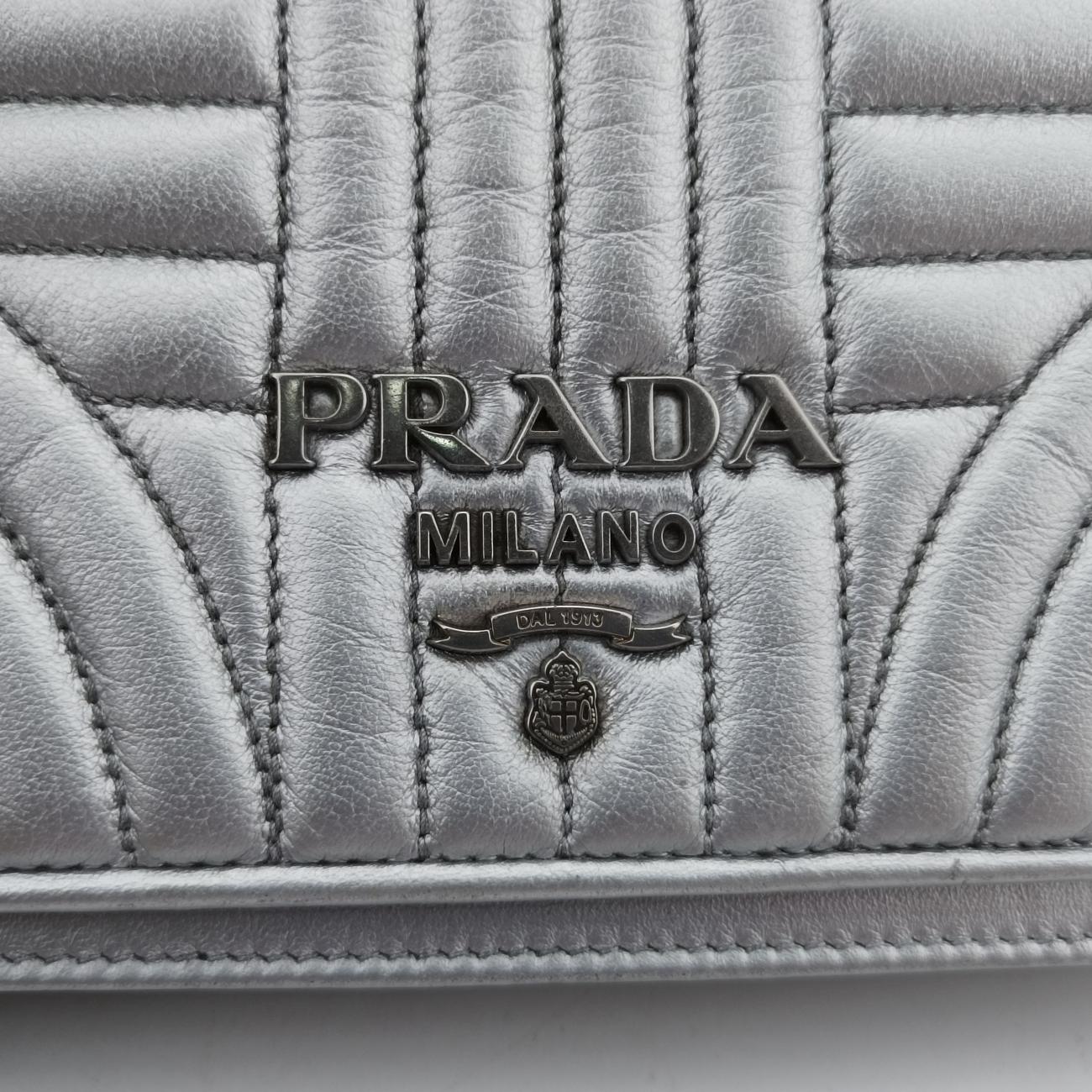 Metallic Nappa Stitching Diagramme ChainSilverlambskin62 Dメタリックナッパステッチダイアグラムチェーンシルバーラムスキン62 D