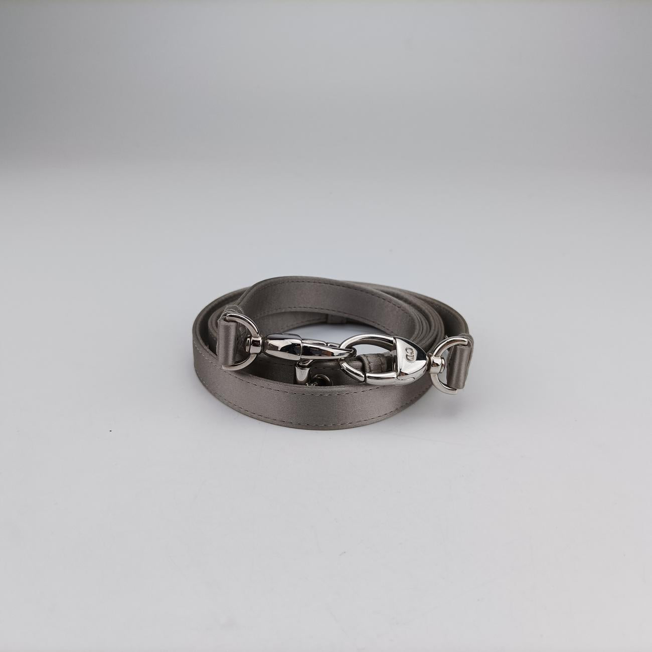 Satin Crystal Cannage Mini Lady DiorSilversatin11-MA-0179サテンクリスタル カナージュ ミニ レディ ディオールシルバーサテン11-MA-0179