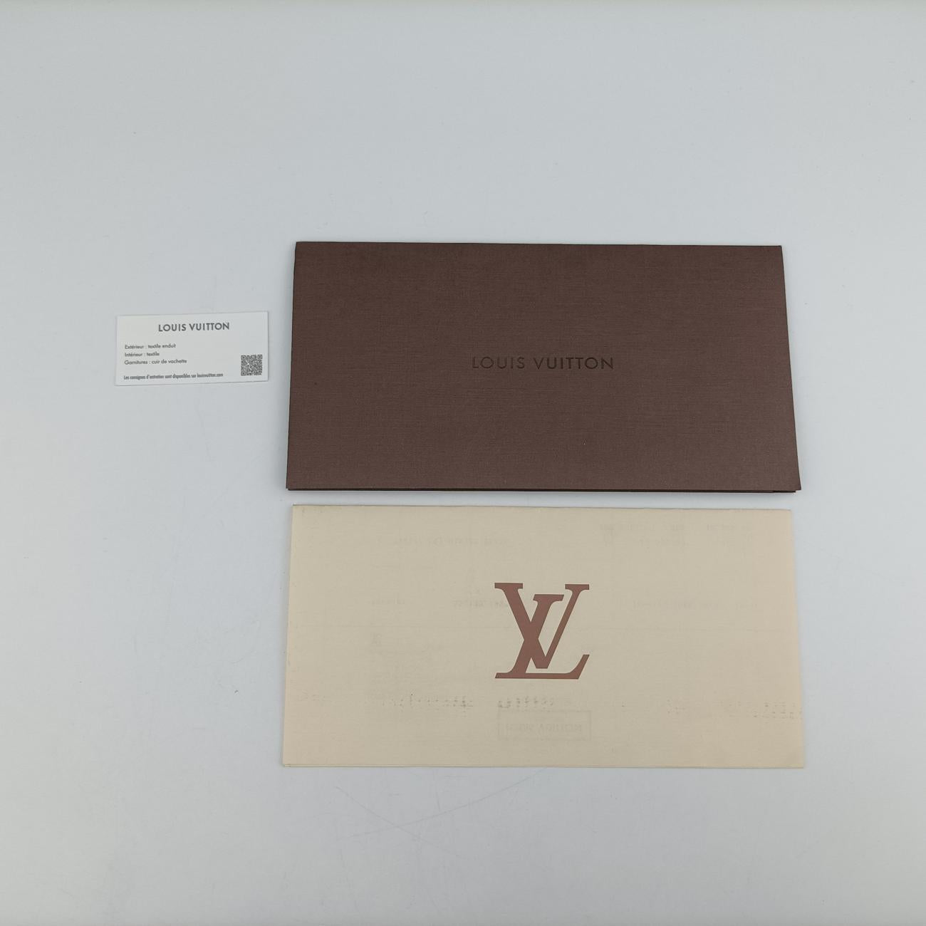 Damier Geant MessagerTailDamier Geant CanvasM93226Lot number unknownダミエジェアン メッセンジャーテールダミエジェアンキャンバスM93226製番不明