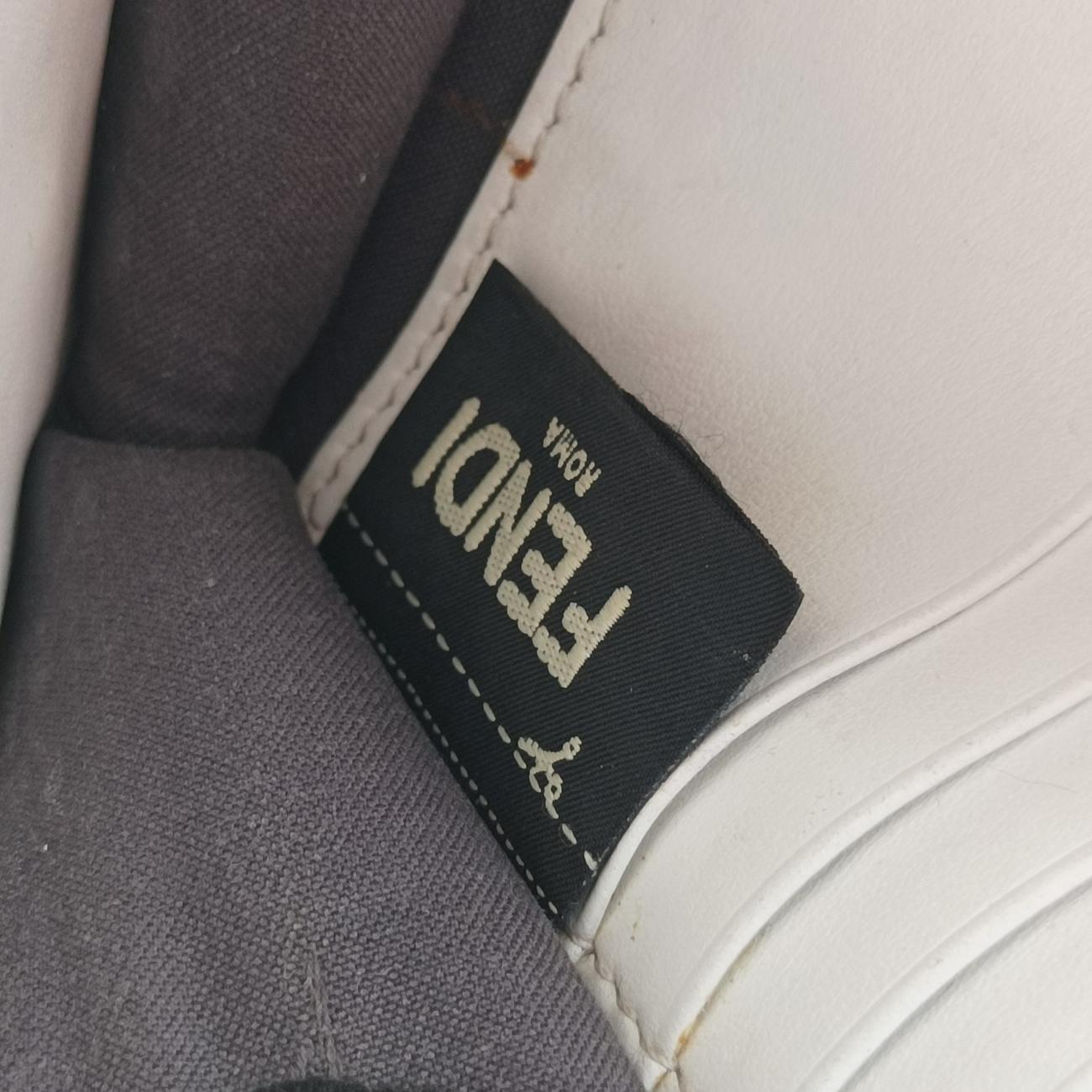 Cruise F is Envelope Kan I logoWhiteLeather8BS0068BS006 A18B 188-8241エフ イズホワイトレザー8BS0068BS006 A18B 188-8241