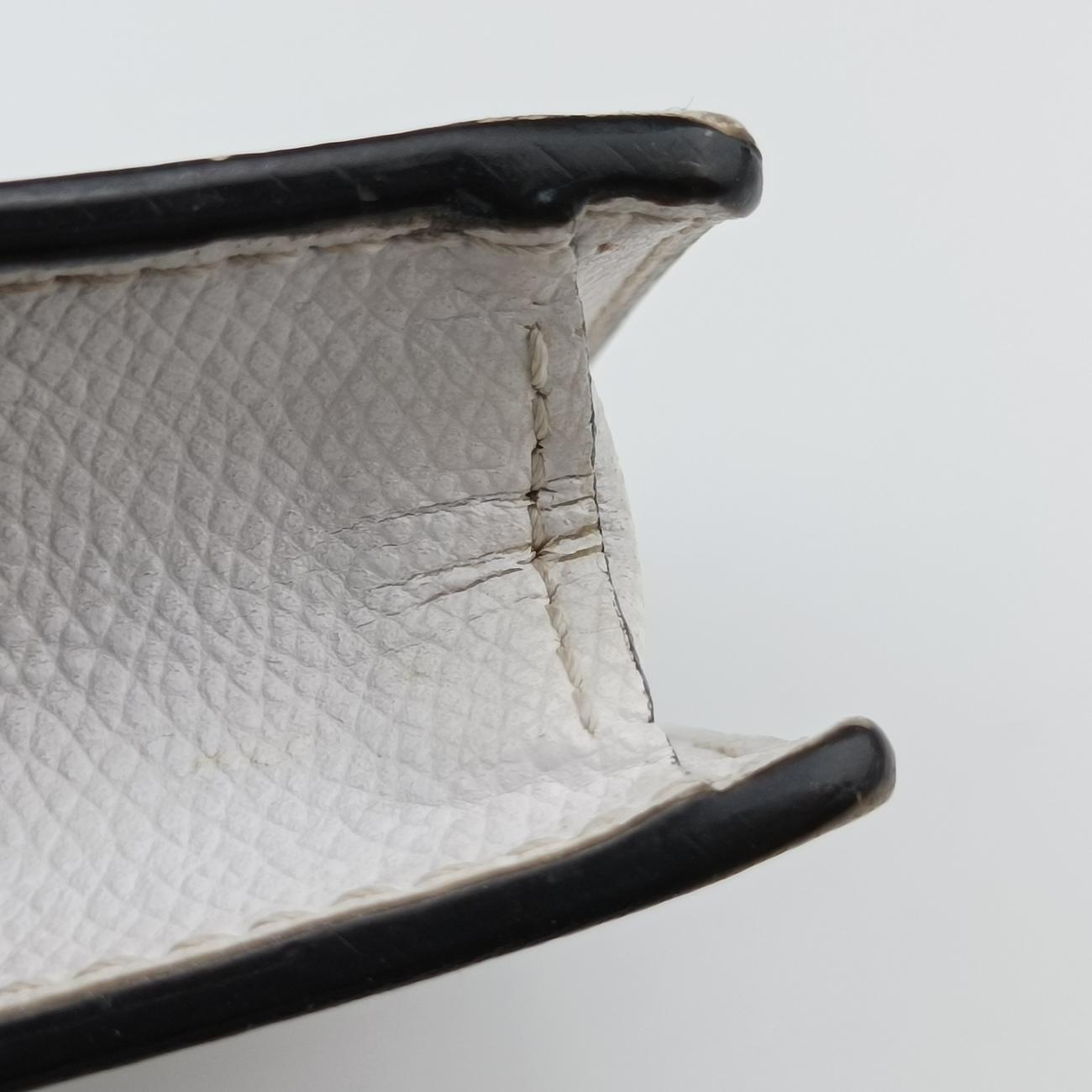 Cruise F is Envelope Kan I logoWhiteLeather8BS0068BS006 A18B 188-8241エフ イズホワイトレザー8BS0068BS006 A18B 188-8241