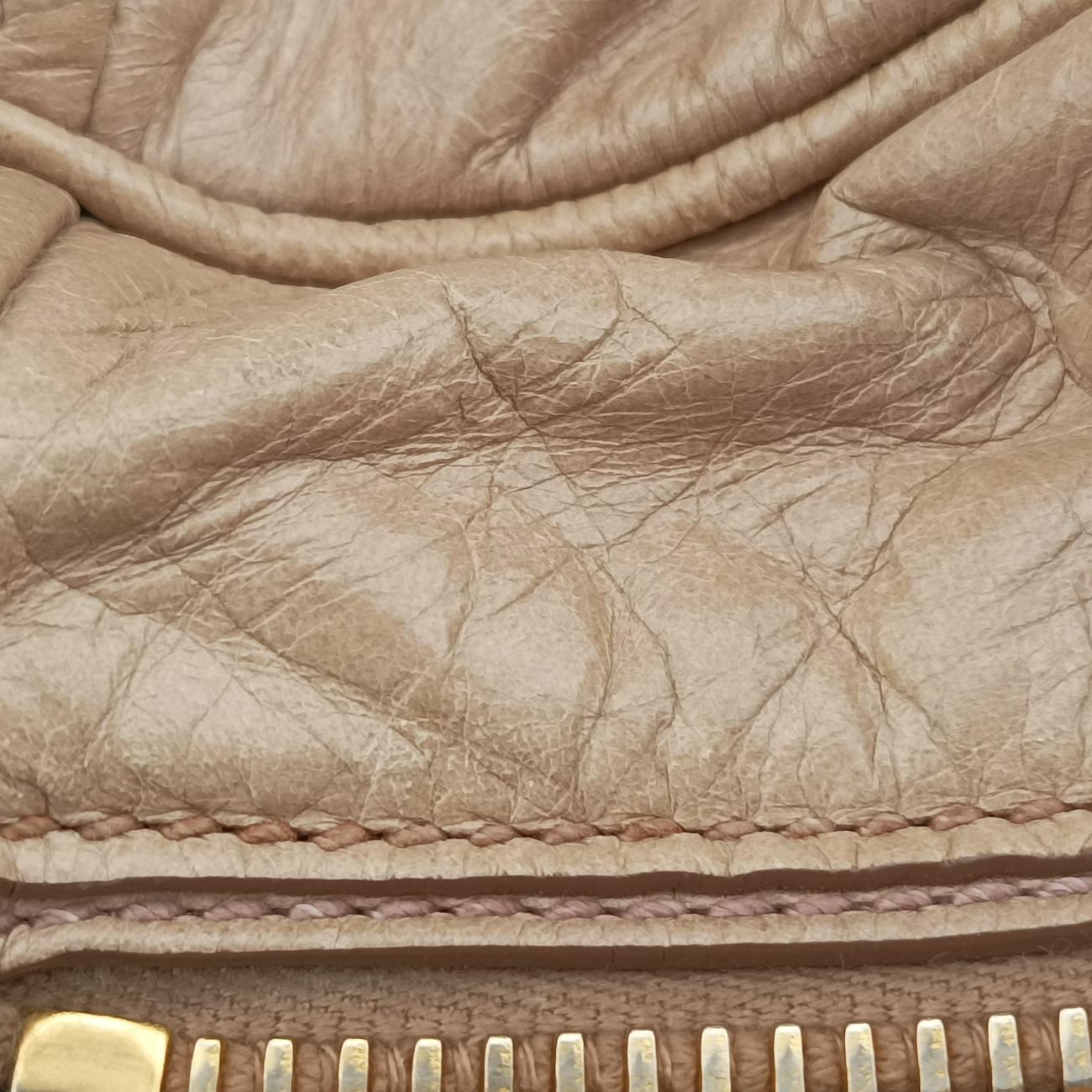 Vitello Shine Shopping ToteBeigeLeatherBL0821208 58/Nヴィテッロ シャイン ショッピングトートベージュレザーBL0821208 58/N