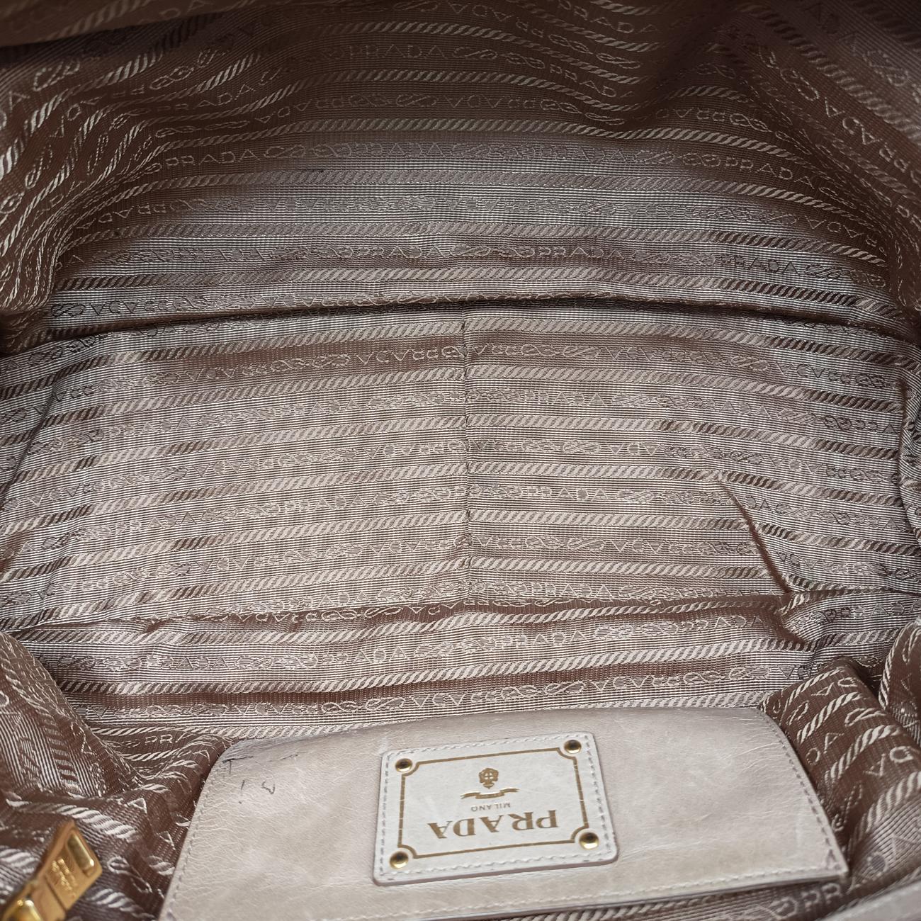 Vitello Shine Shopping ToteBeigeLeatherBL0821208 58/Nヴィテッロ シャイン ショッピングトートベージュレザーBL0821208 58/N