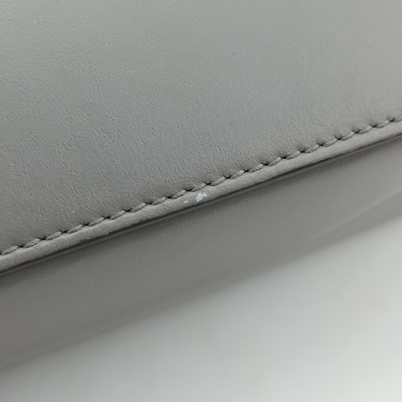 ZUMIGreyLeather576388D030210121ズゥミグレーレザー576388D030210121