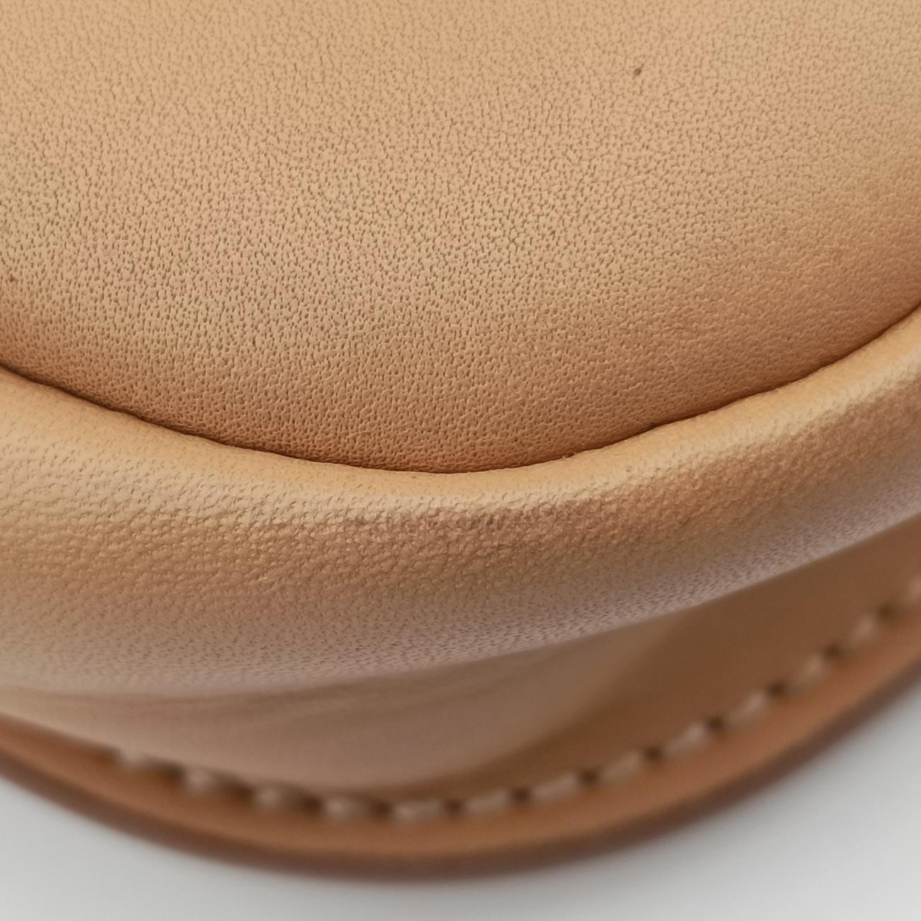 KAIAbeigeLeather623097GNR623097.0220カイア スモールベージュレザー623097GNR623097.0220