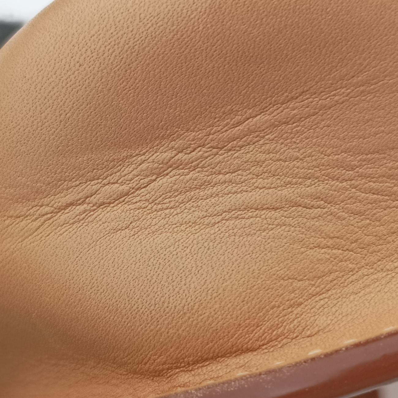 KAIAbeigeLeather623097GNR623097.0220カイア スモールベージュレザー623097GNR623097.0220