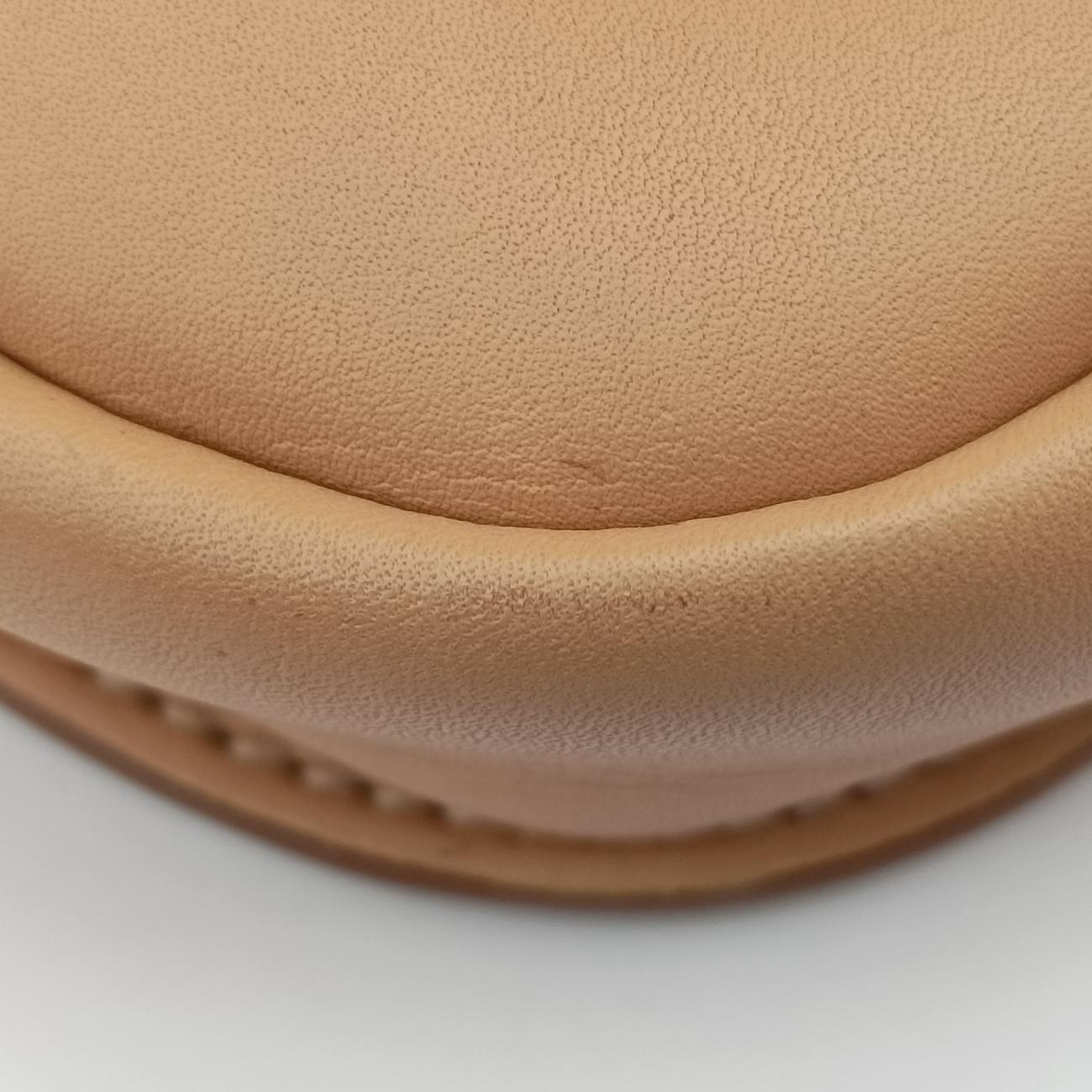 KAIAbeigeLeather623097GNR623097.0220カイア スモールベージュレザー623097GNR623097.0220