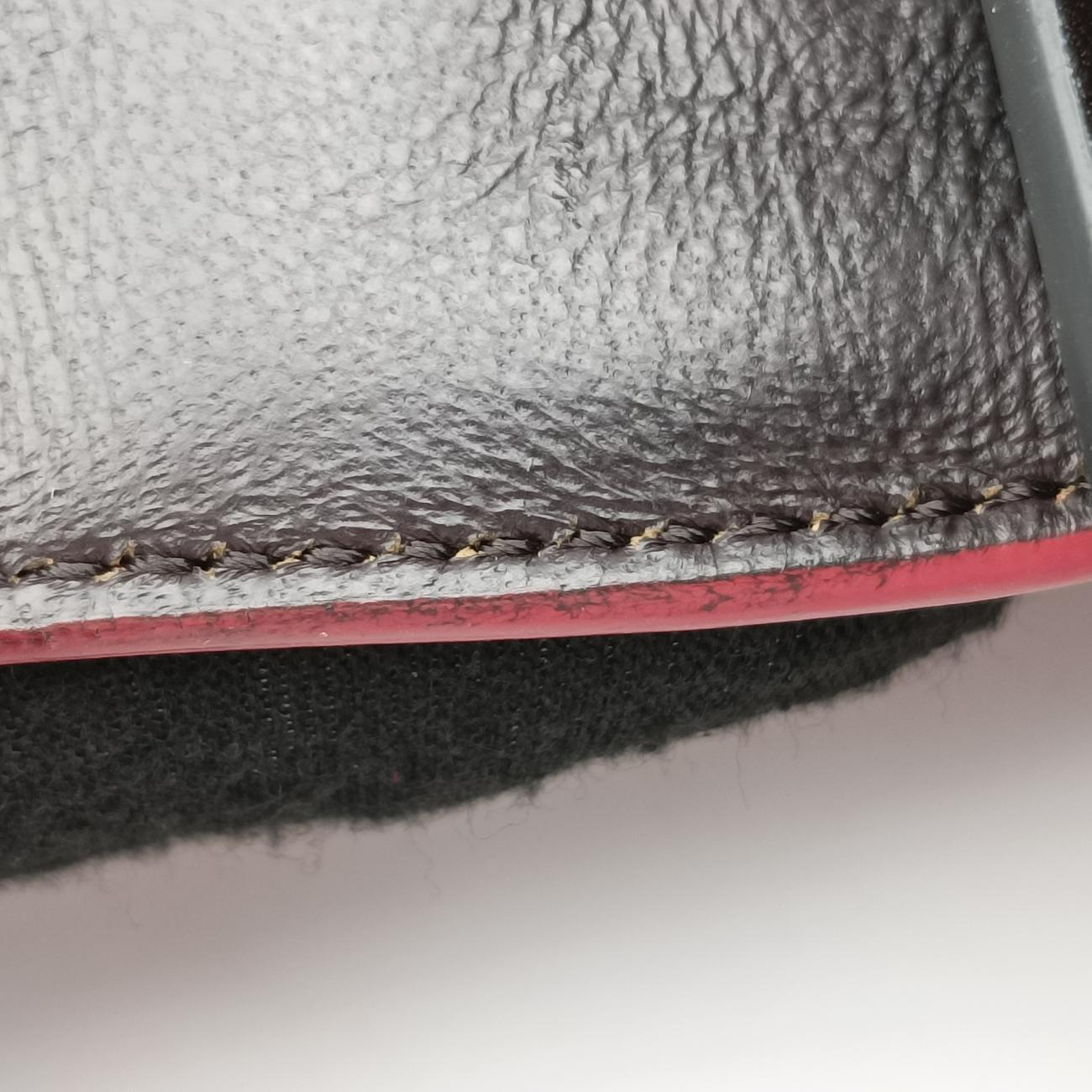 TrapezeBlack×redLeatherF-CU-2105トラペーズスモールブラック×レッドレザーF-CU-2105