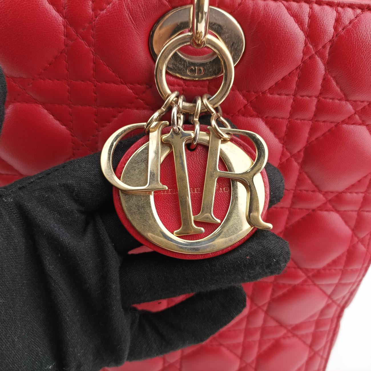 Lady DiorRedlambskin18-MA-1124レディディオールレッドラムスキン18-MA-1124