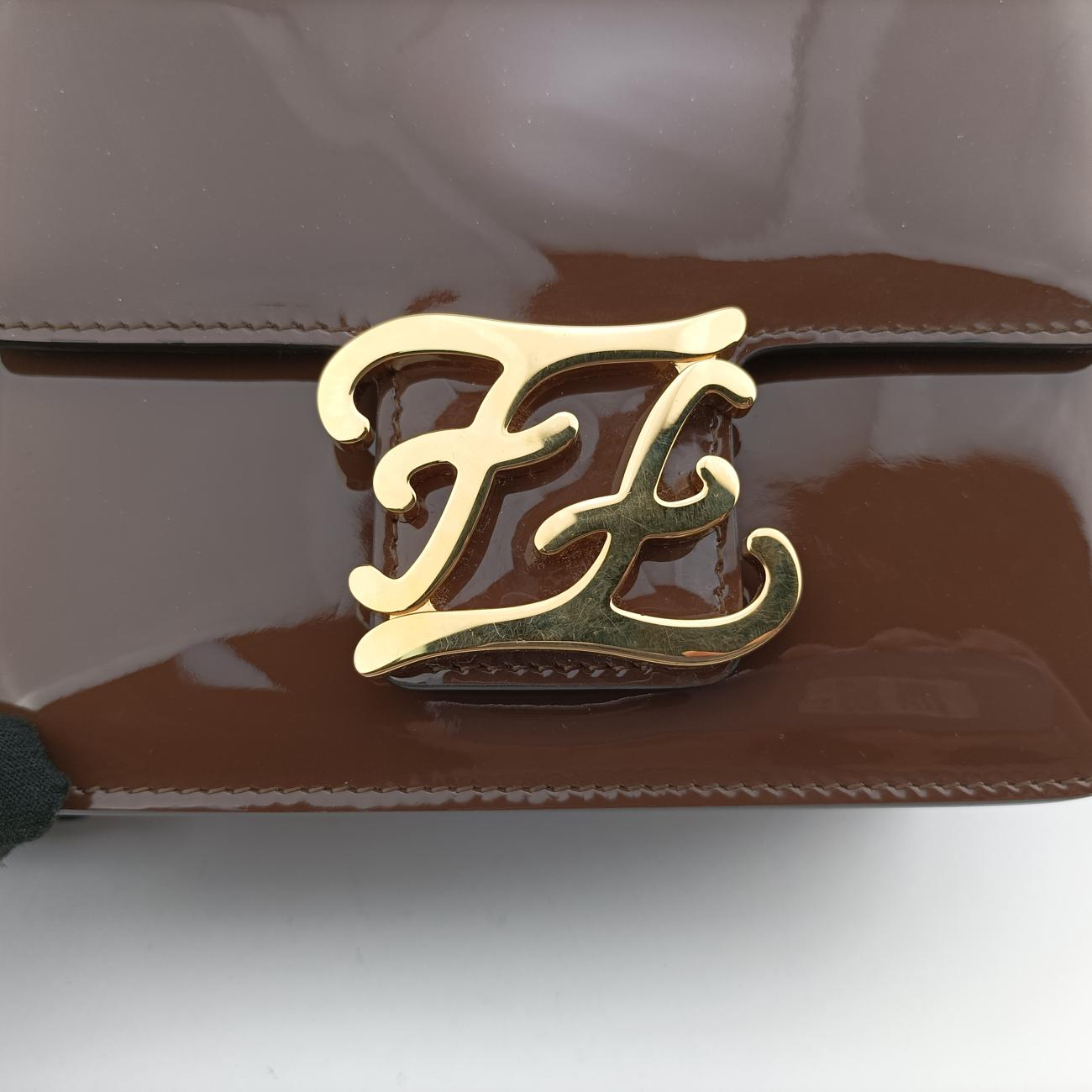 KarligraphyBrownPatent Leather8BT3178BT317 A5AU 199.0189カーリグラフィブラウンパテント8BT3178BT317 A5AU 199.0189