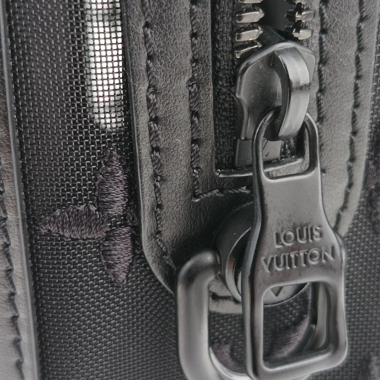 SOFT TRUNKNoirMONOGRAM MESH×calf leatherM53964DU3109ソフトトランクノワールモノグラムメッシュ×カーフレザーM53964DU3109