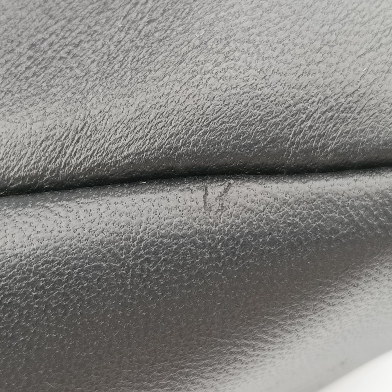 Padded Nappa triangleBlacklambskin1BA3157/Dパデッド ナッパ トライアングルブラックラムスキン1BA3157/D
