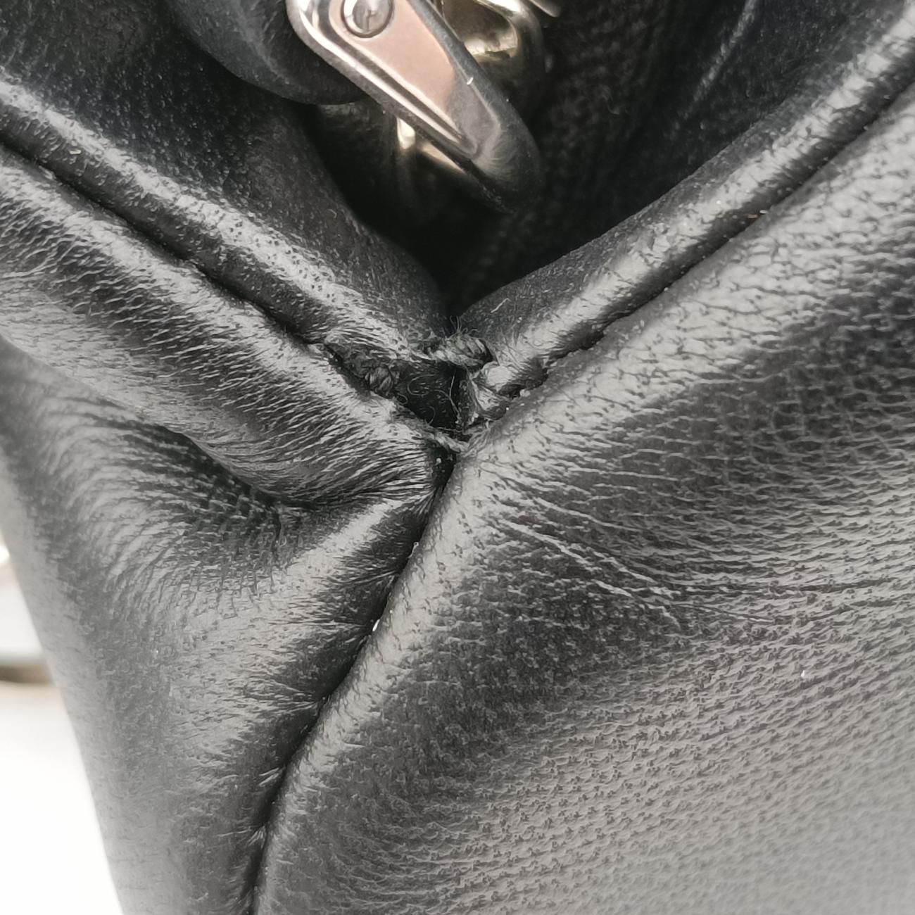 Padded Nappa triangleBlacklambskin1BA3157/Dパデッド ナッパ トライアングルブラックラムスキン1BA3157/D