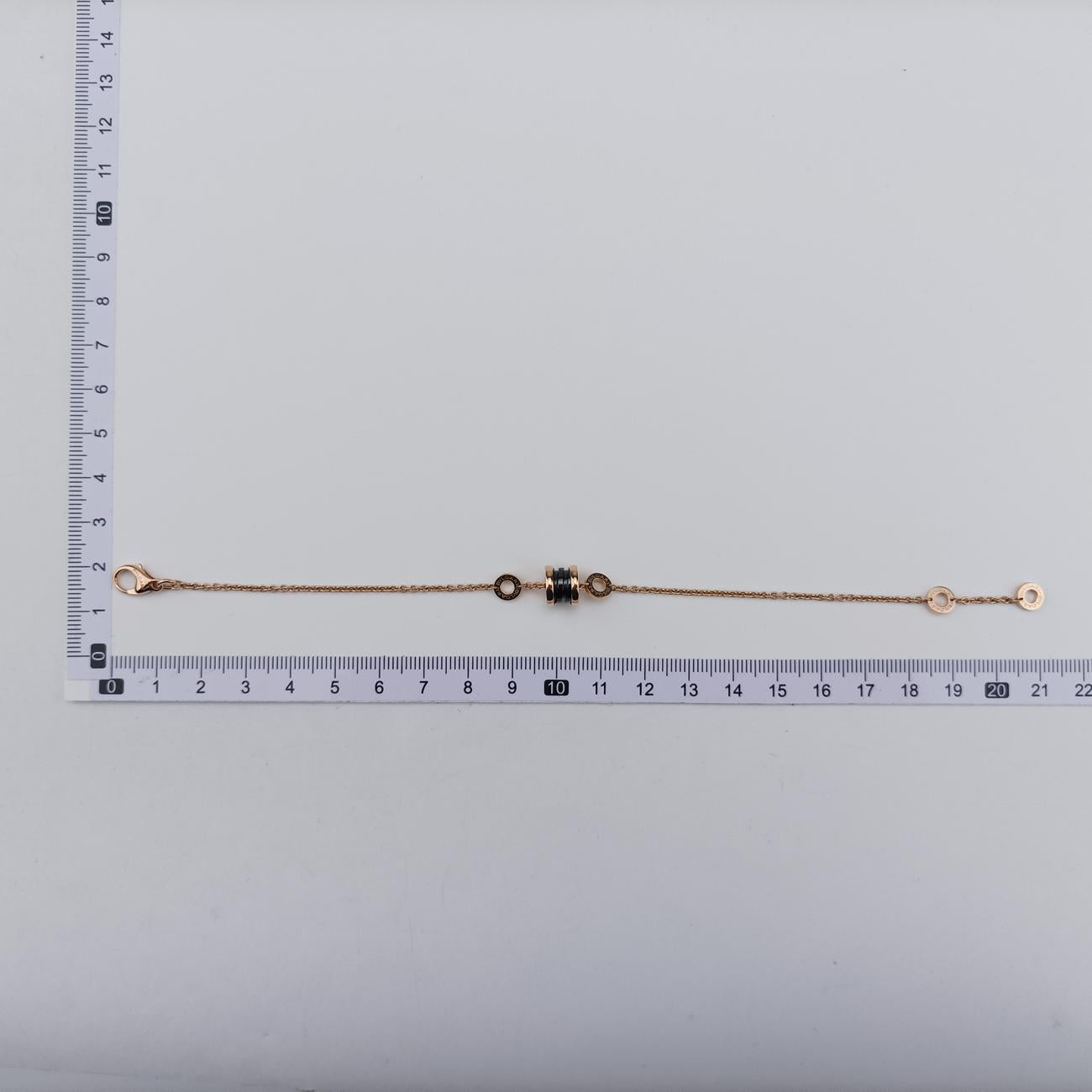 B-zero.1black&goldAU750354811NVHNPAビーゼロワンブラック&ゴールドAU750354811NVHNPA
