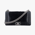 BOY CHANELBlackPatent leatherA6701817002694ボーイシャネルブラックパテントA6701817002694