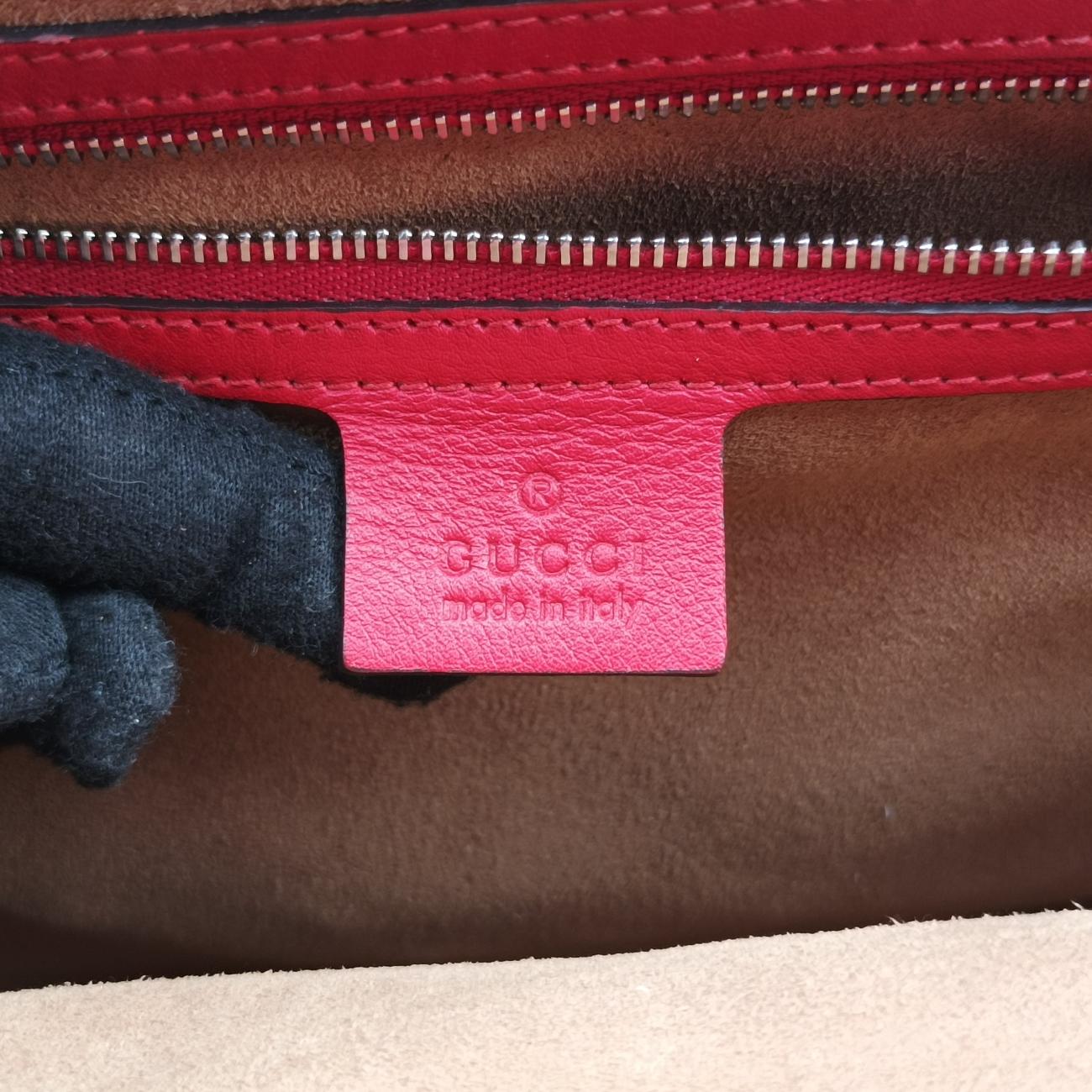 ArabesqueRedLeather409530I019144610アラベスクレッドレザー409530I019144610
