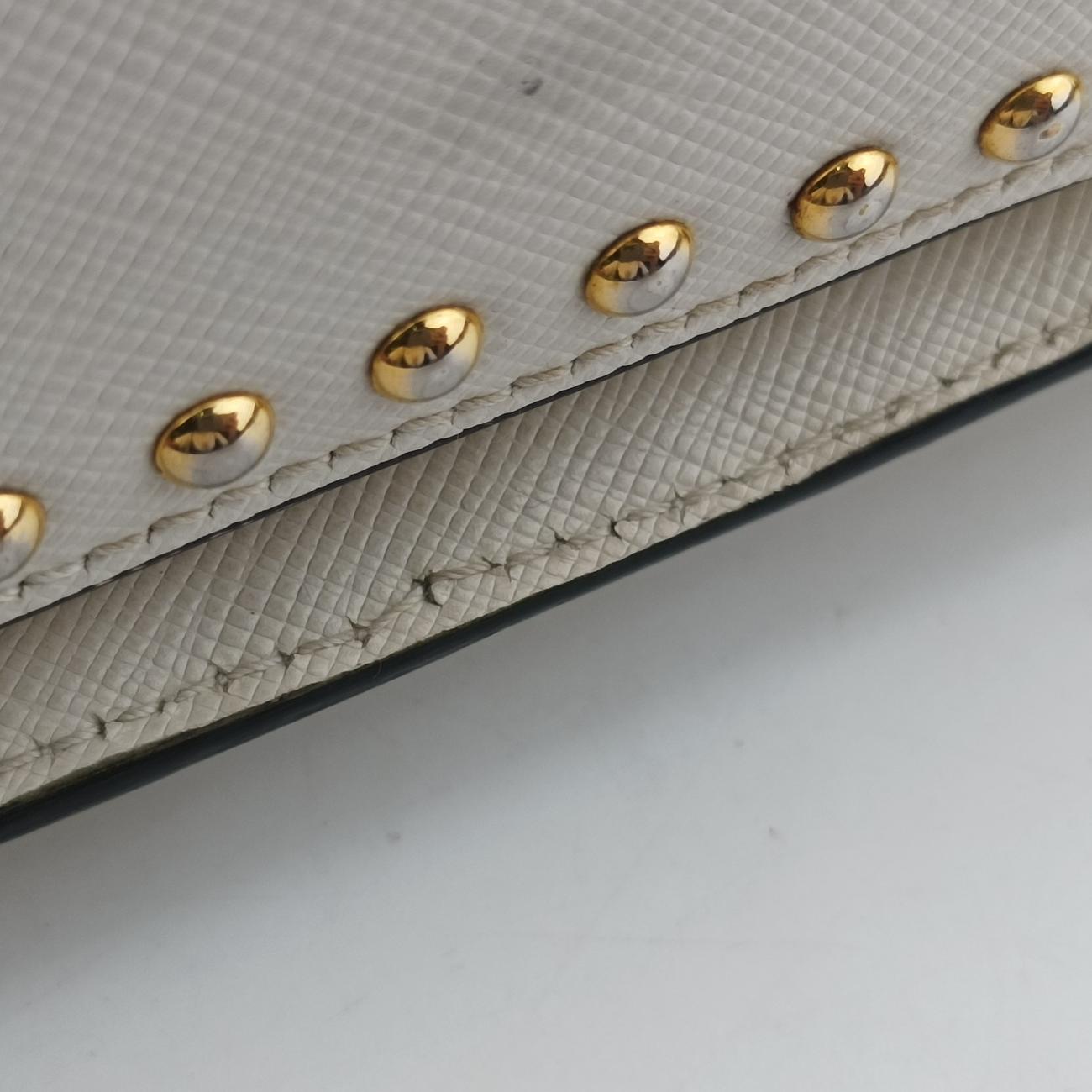 Studded　CahierWhiteSAFFIANO LeatherB5045M180 5スタッズ　カイエホワイトサフィアーノレザーB5045M180 5